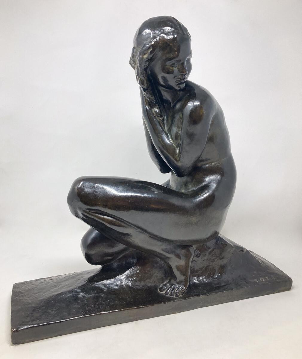 Sculpture Art déco de Jean Ortis « NU FEMININ ACCROUPI », années 1930 en vente 3
