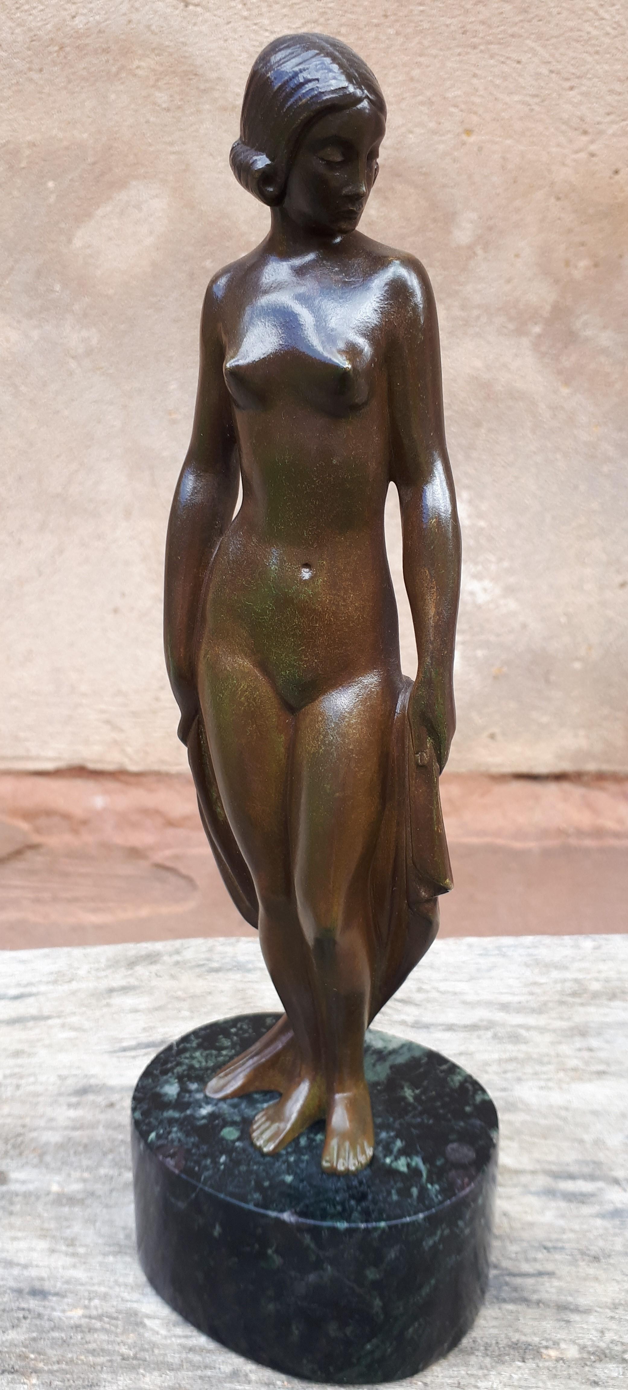 Sculpture Art déco en bronze de Lucien Alliot en vente 6