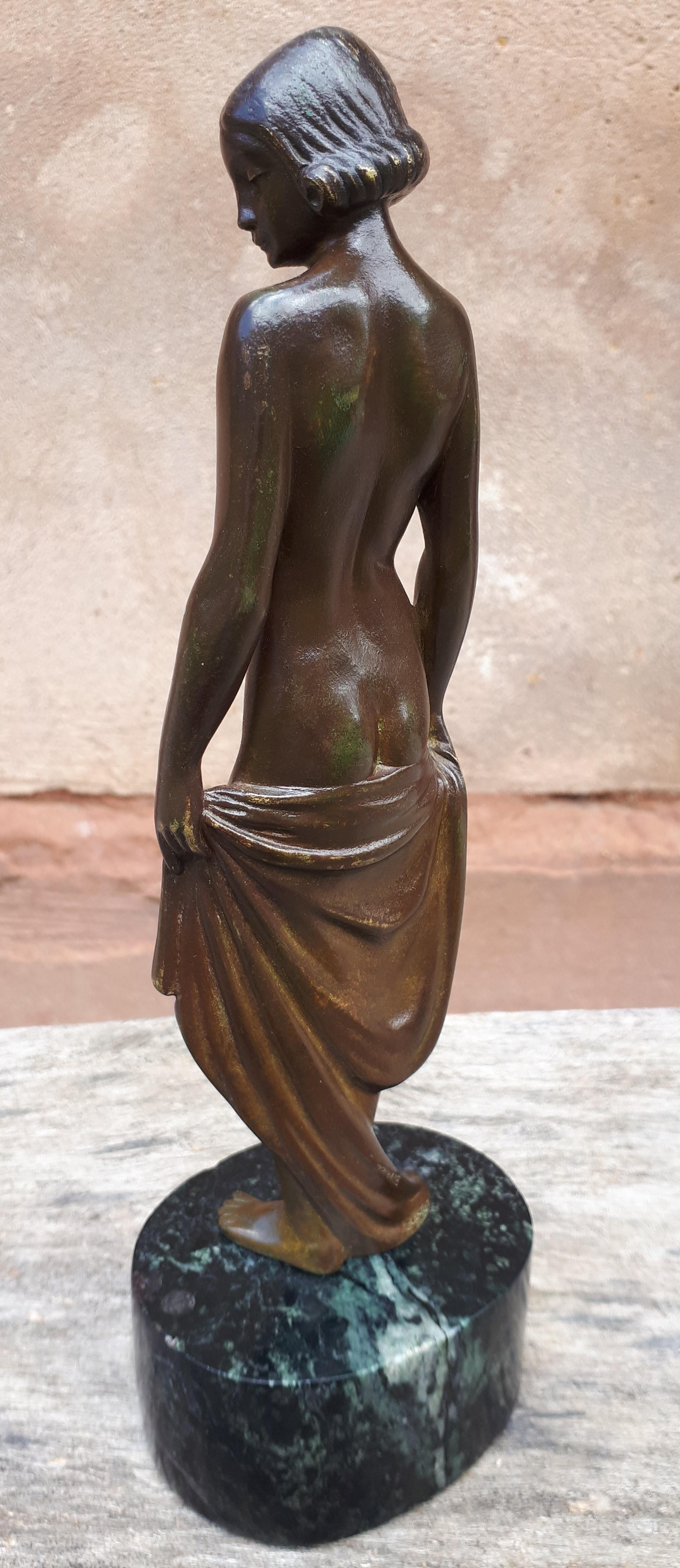 Bronze Sculpture Art déco en bronze de Lucien Alliot en vente