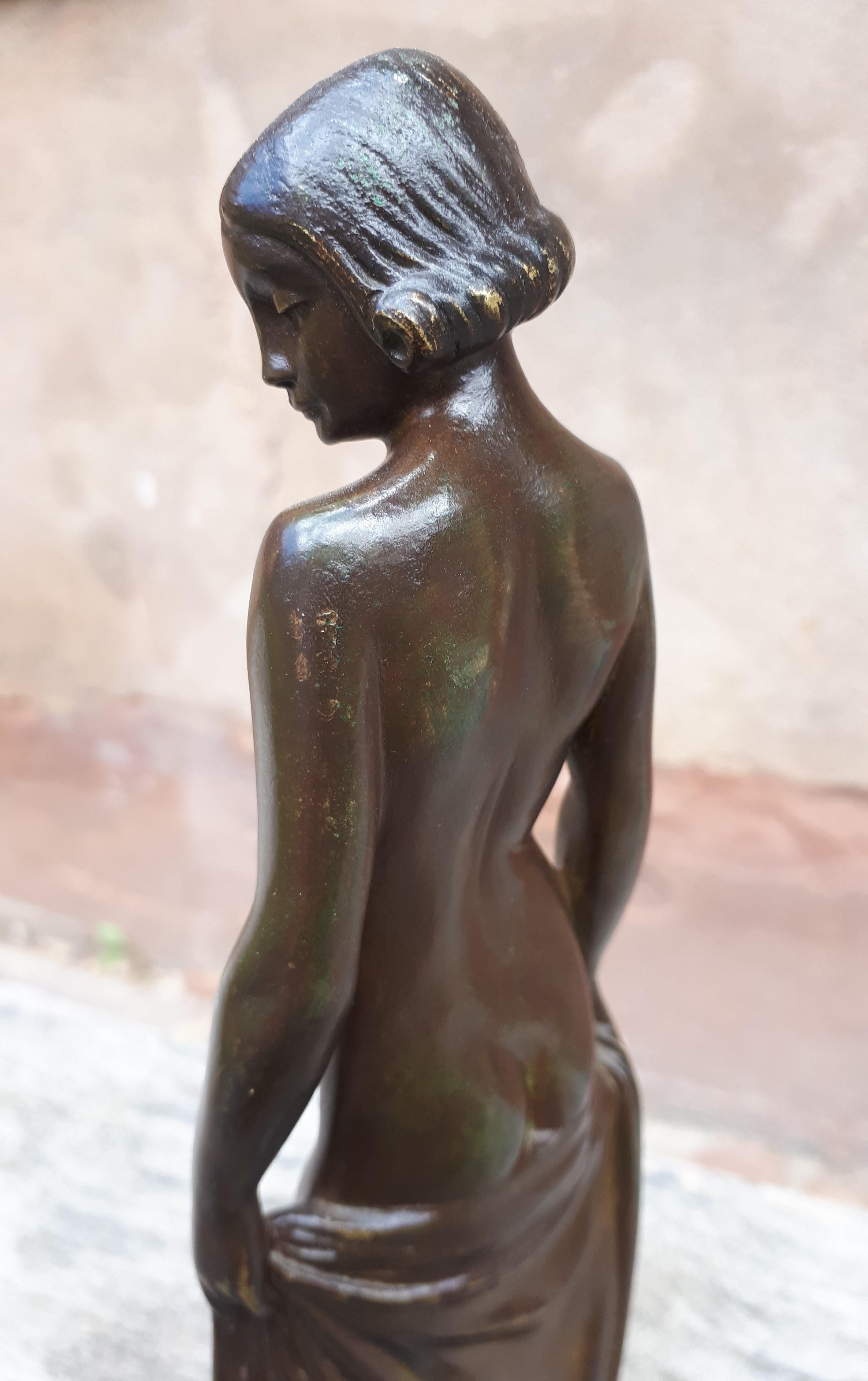 Sculpture Art déco en bronze de Lucien Alliot en vente 2