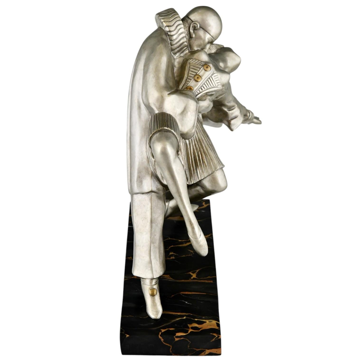 Francese Art Deco Bronze Sculpture Cubist Dancers Pierrot and Colombine Thomas Cartier in vendita