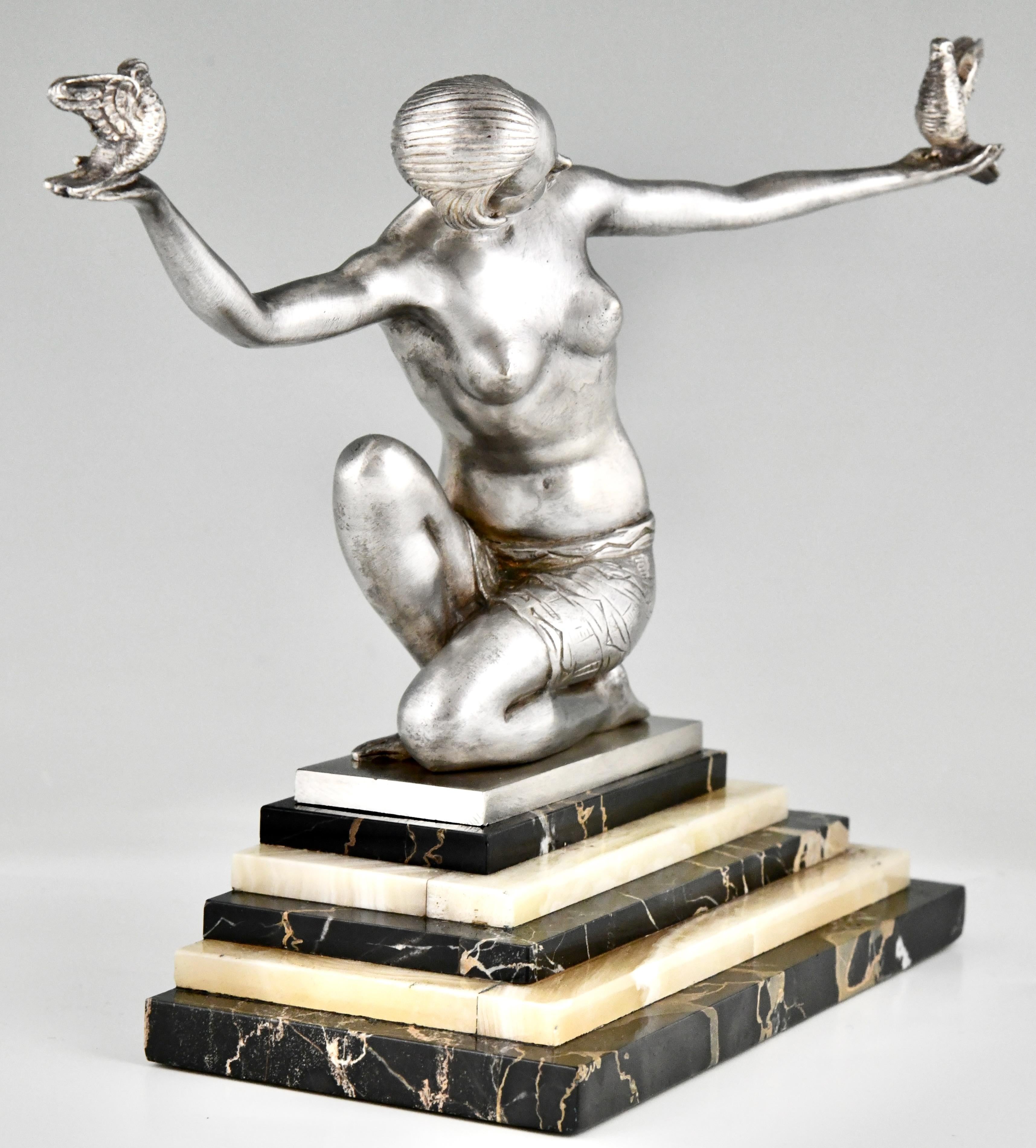 Art Déco Scultura in bronzo Art Deco con ballerina e uccelli di Joan Salvado Voltas, 1930 in vendita