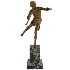 Sculpture en bronze Art déco représentant un satyre dansant des flûtes d'Edouard Drouot  1920 France