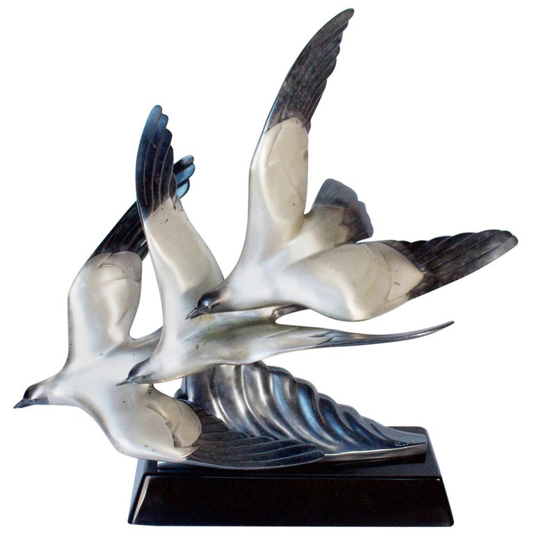 Art Deco Bronze Sculpture Depicting Seagulls in Flight, circa 1925 For Sale at 1stDibs