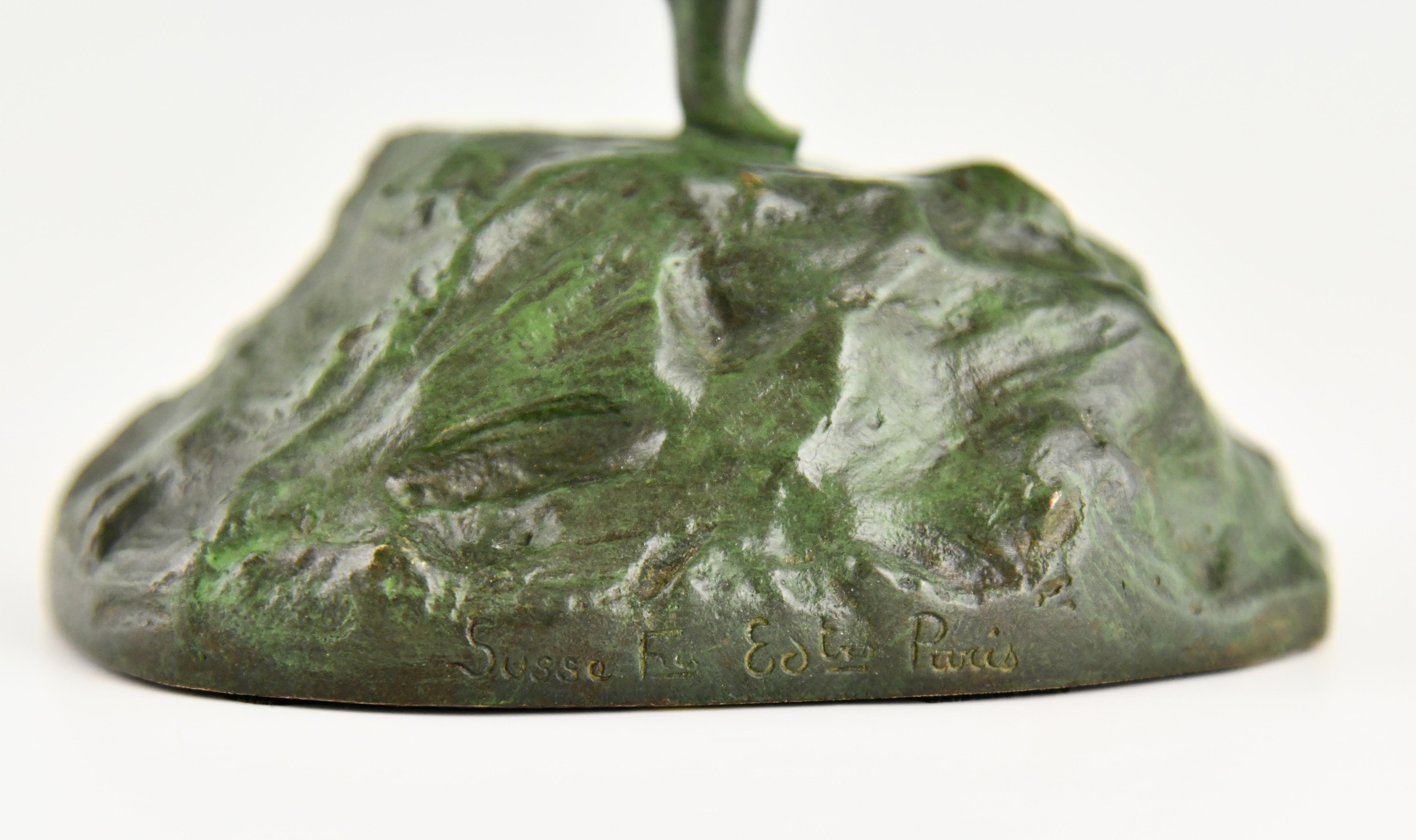 Art Deco bronze sculpture Diana with bow by Pierre Le Faguays & Susse Frères. 3