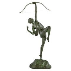Art Deco bronze sculpture Diana with bow by Pierre Le Faguays & Susse Frères.