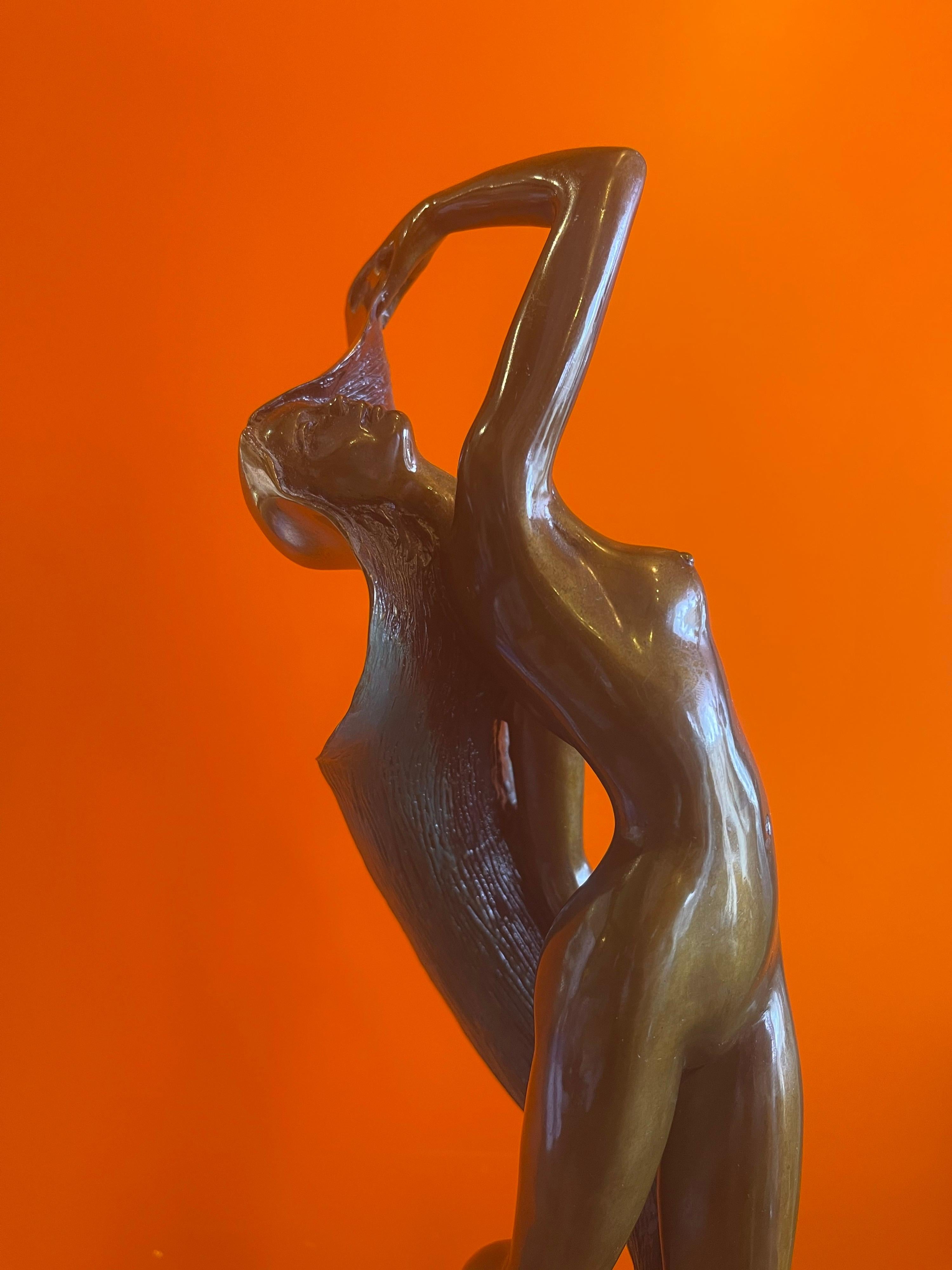 Sculpture en bronze Art Déco intitulée « Dance Step » par Angelo Basso en vente 5