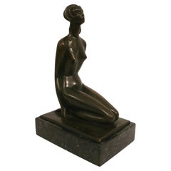 Sculpture en bronze Art déco représentant une femme nue par Sibylle May, France, années 1920