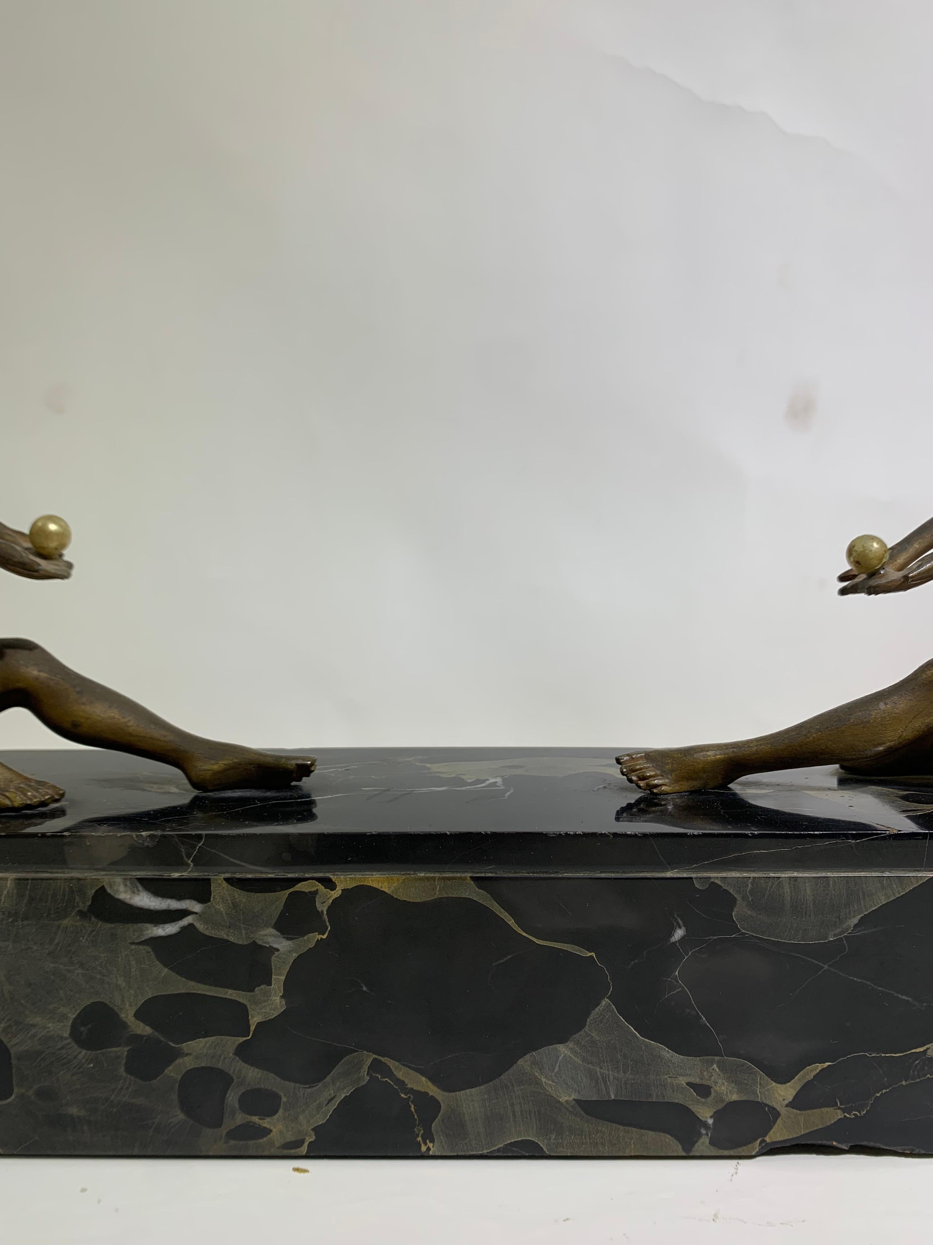 20ième siècle Sculpture en bronze Art Déco  en vente