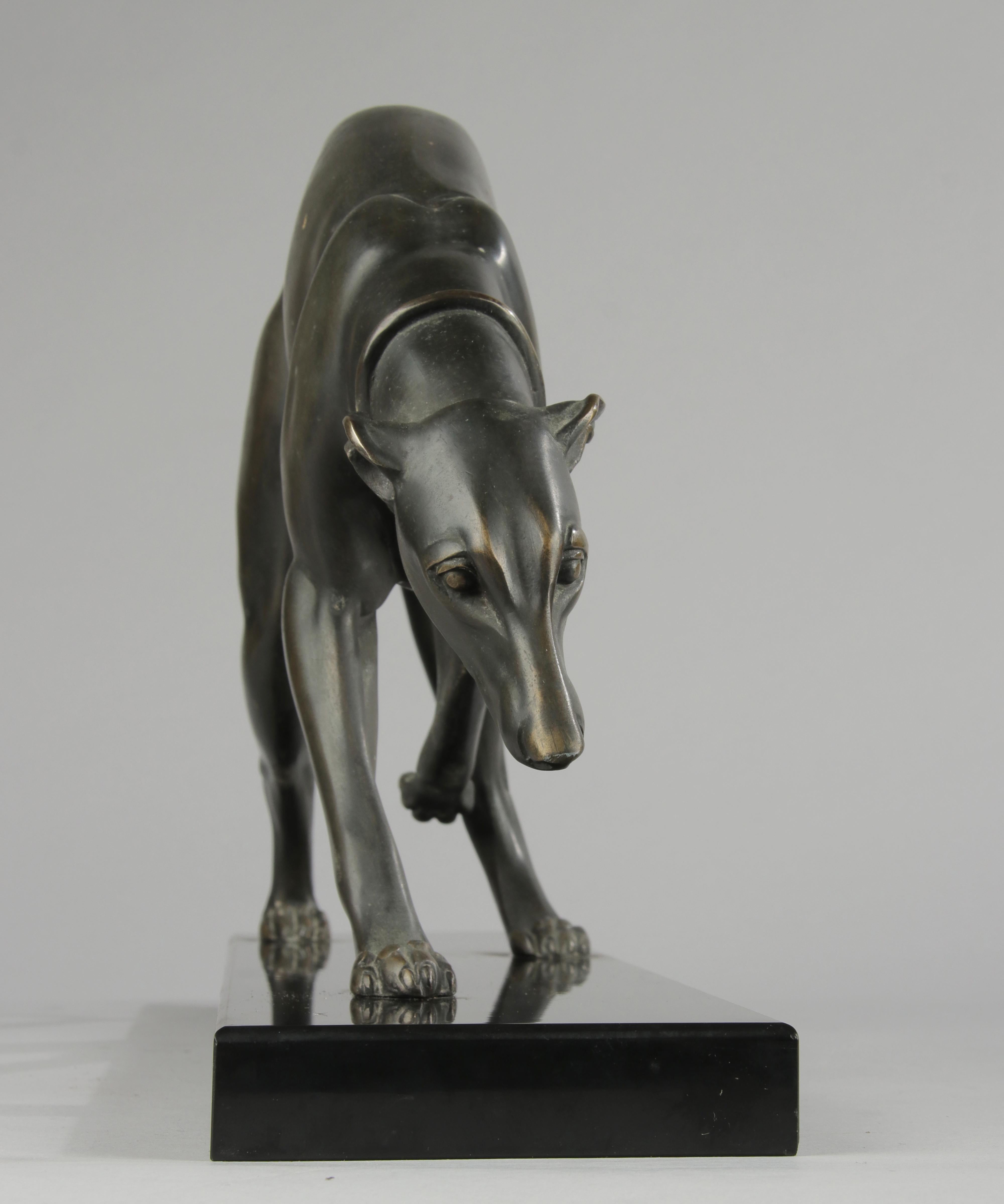 Art Deco Bronze-Skulptur Windhund / Whippet von Irénée Rochard im Angebot 1