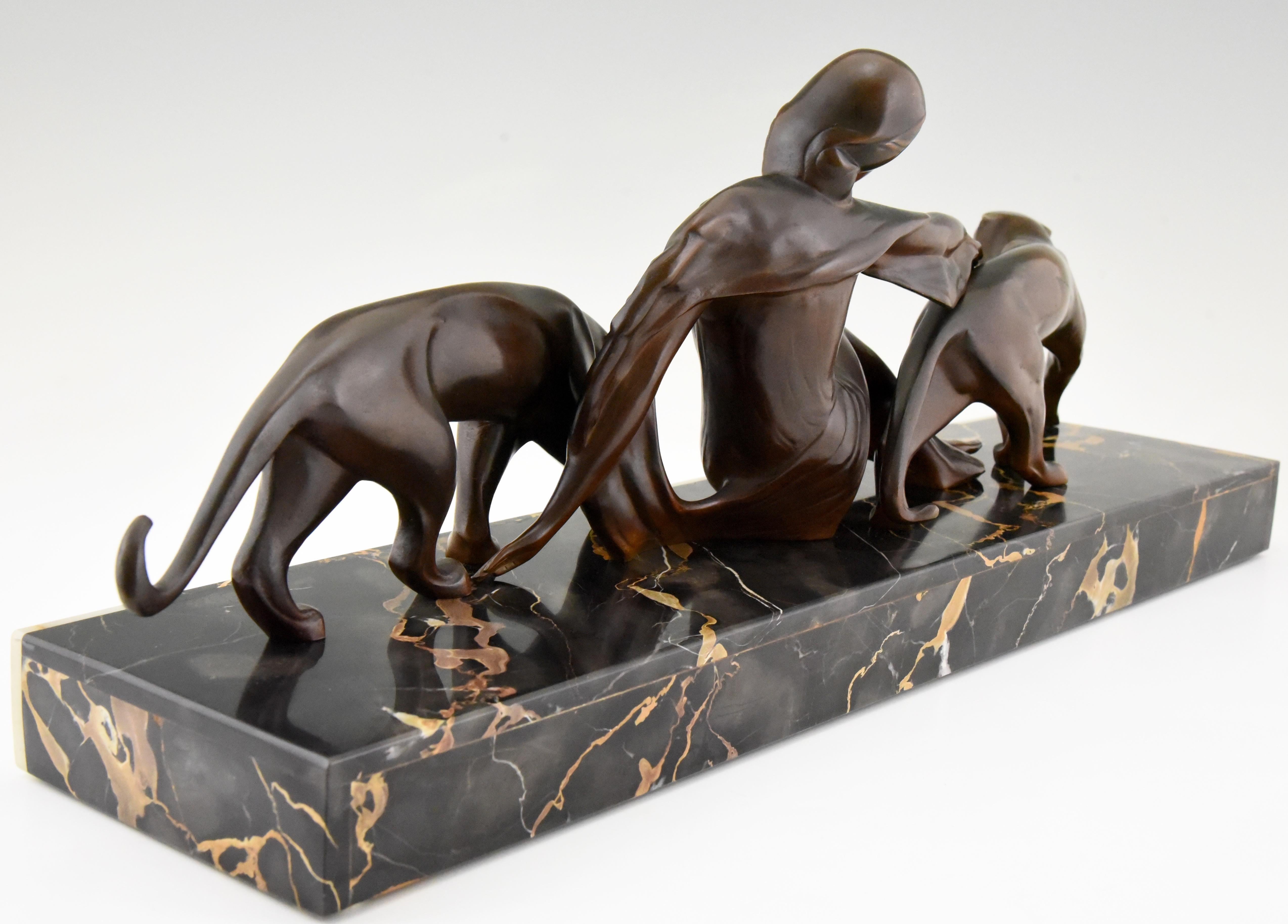 Art Deco Bronze Sculpture Lady with Two Panthers Michel Decoux, 1930 In Good Condition In Antwerp, BE