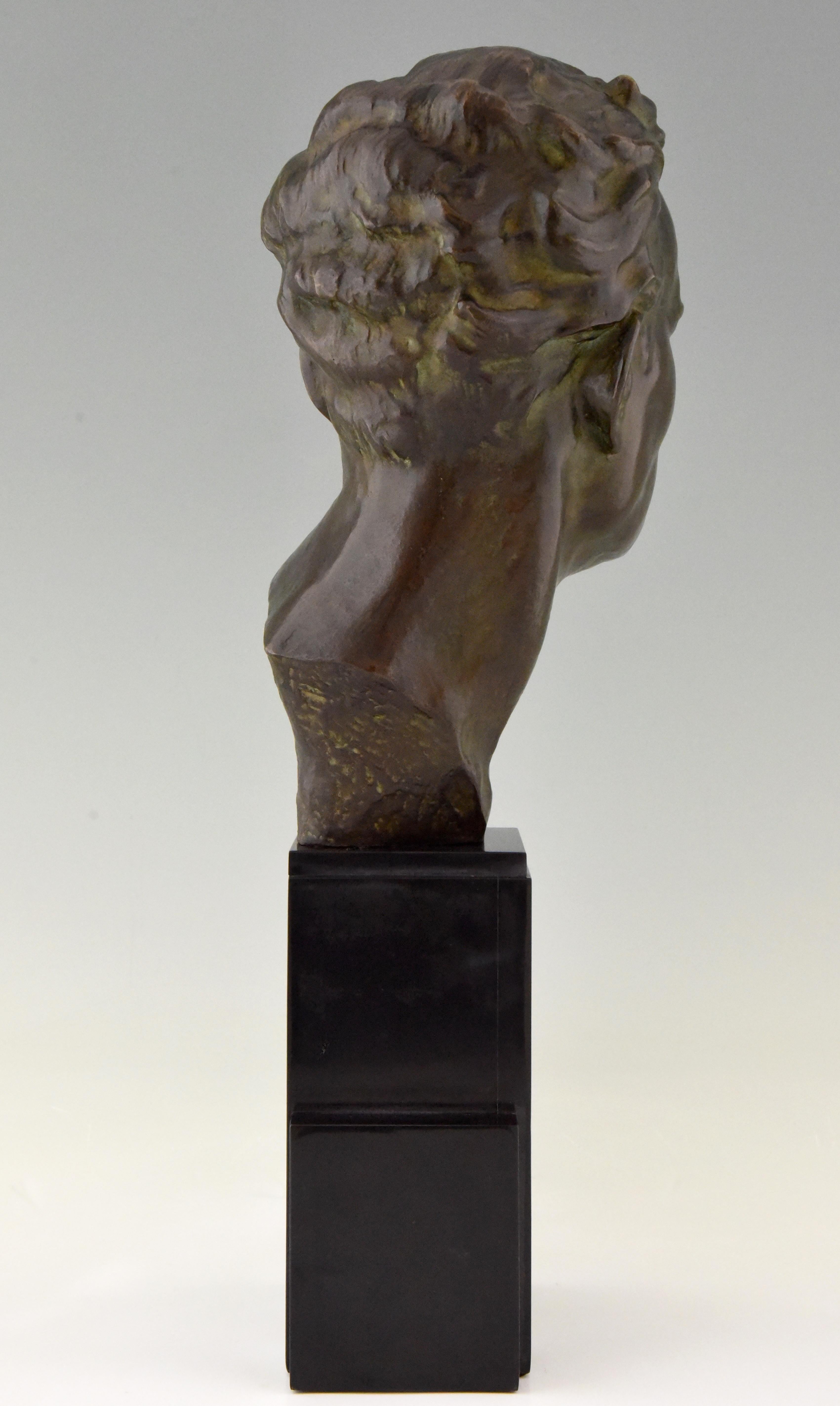 Mid-20th Century Art Deco Bronze Sculpture Male Bust Ugo Cipriani, France, 1930