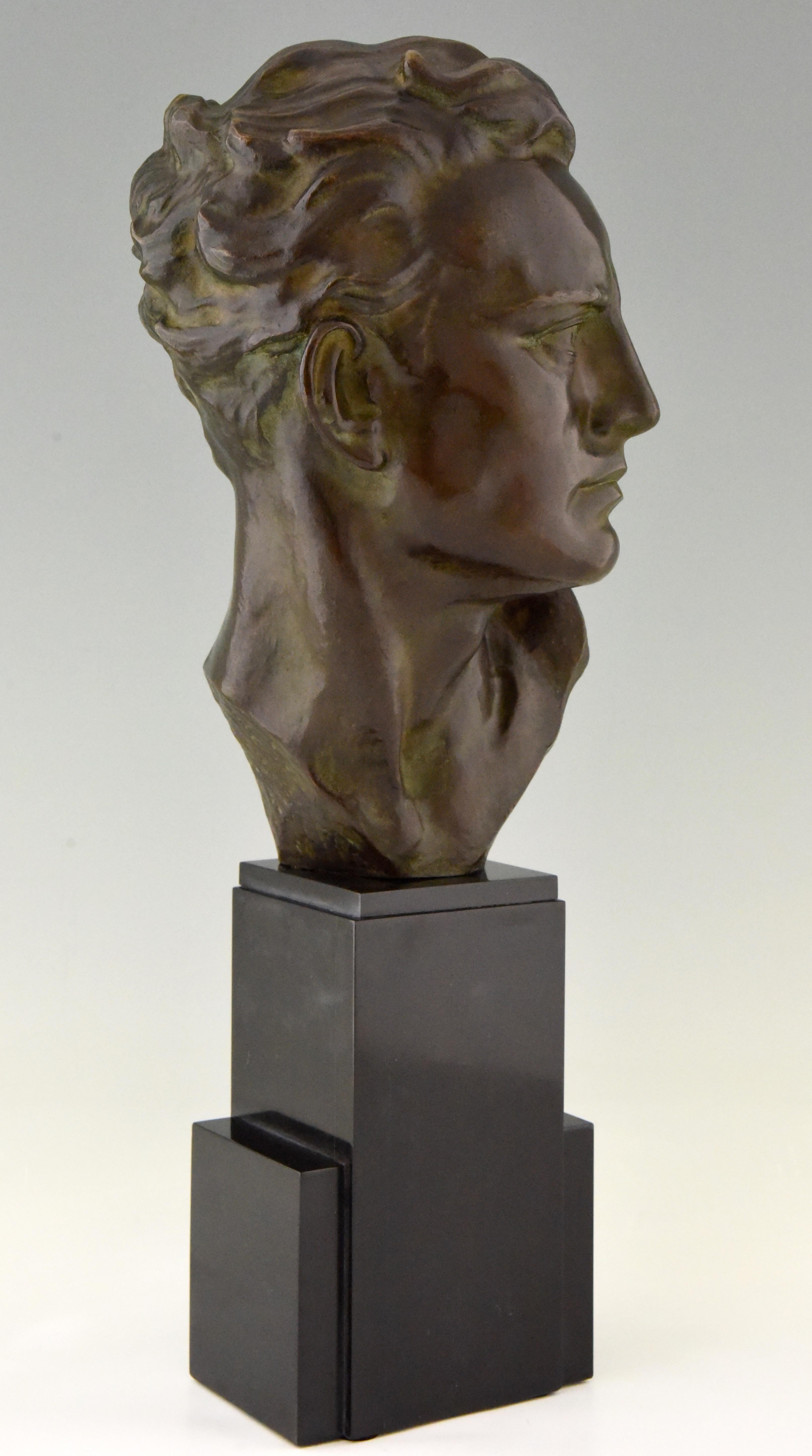 Art Deco Bronze Sculpture Male Bust Ugo Cipriani, France, 1930 1