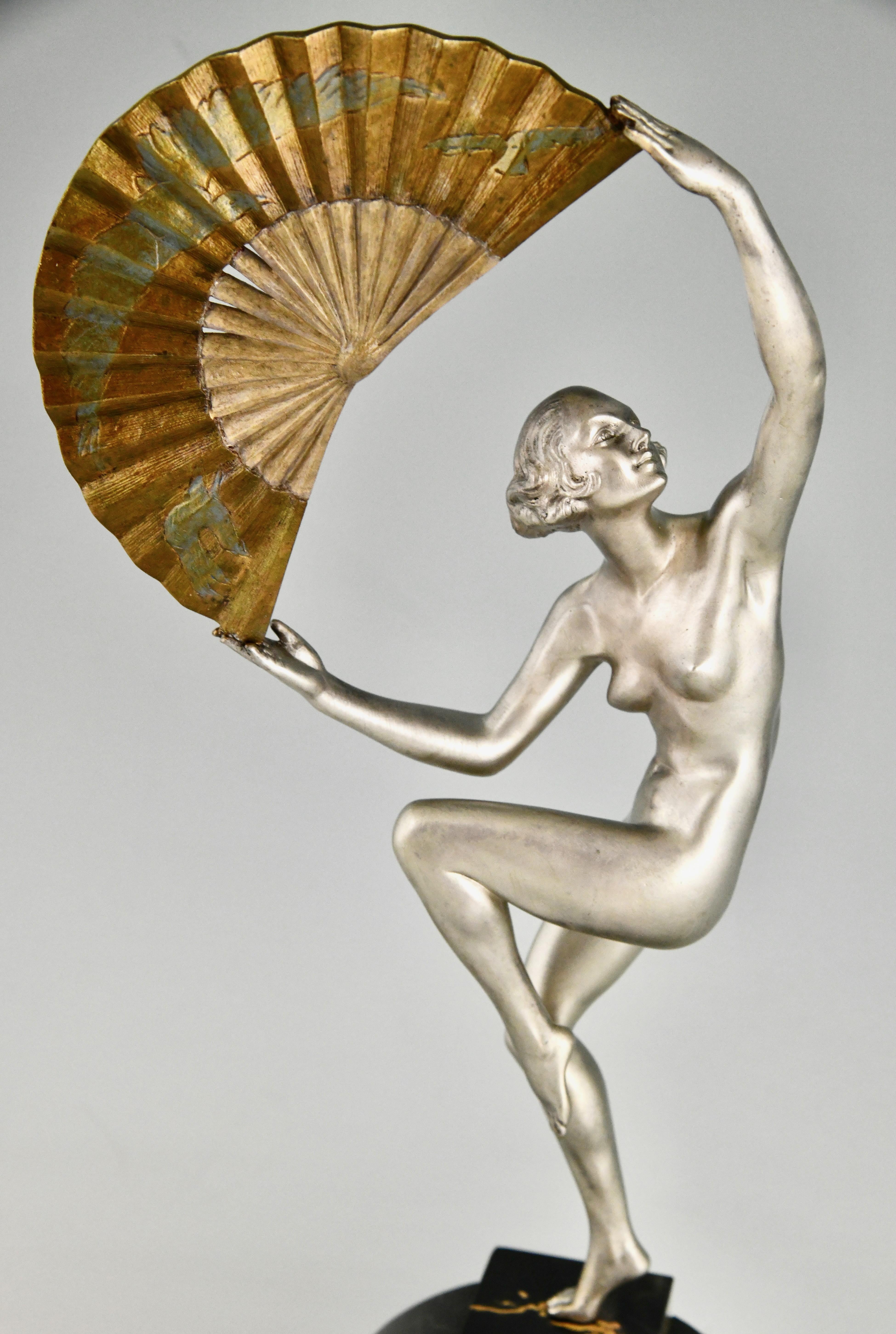 Danseuse nue sur éventail Art Déco par Marcel Andre Bouraine France 1925 en vente 1