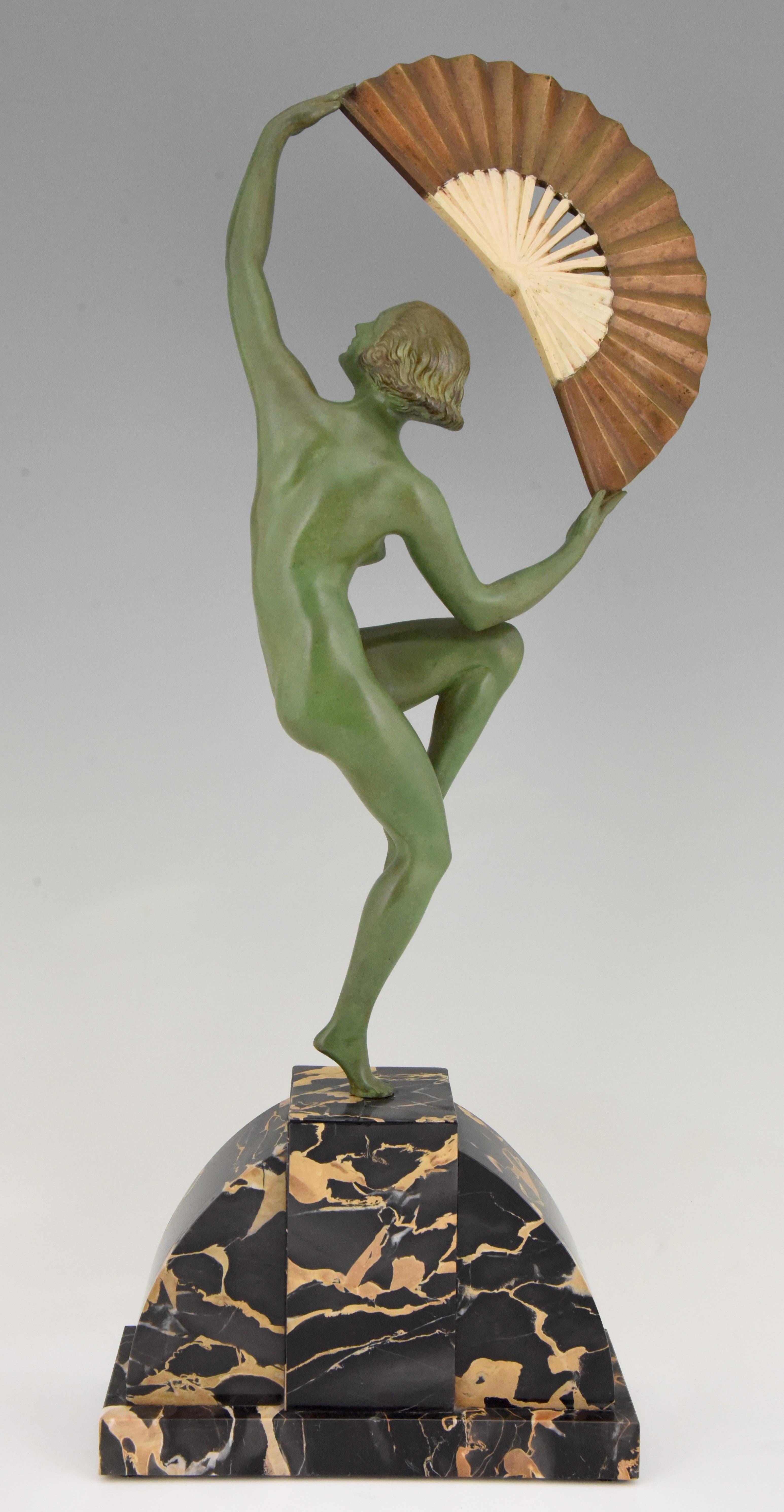 Art Deco Bronze Sculpture Nude Fan Dancer Marcel Andre Bouraine, France, 1925 In Good Condition In Antwerp, BE