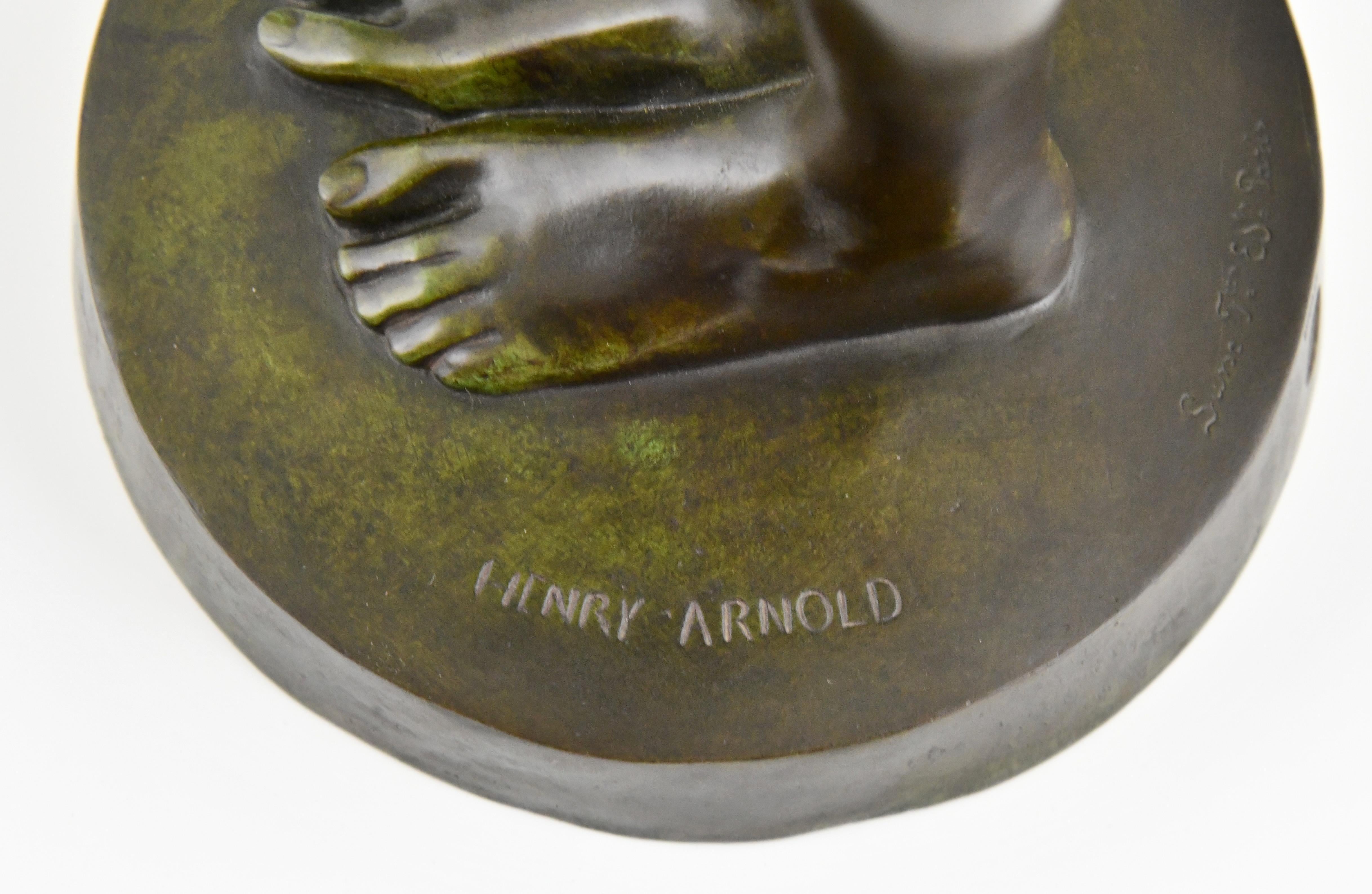 Escultura Art Decó de bronce chica desnuda con paloma de Henry Arnold Francia 1928. en venta 2