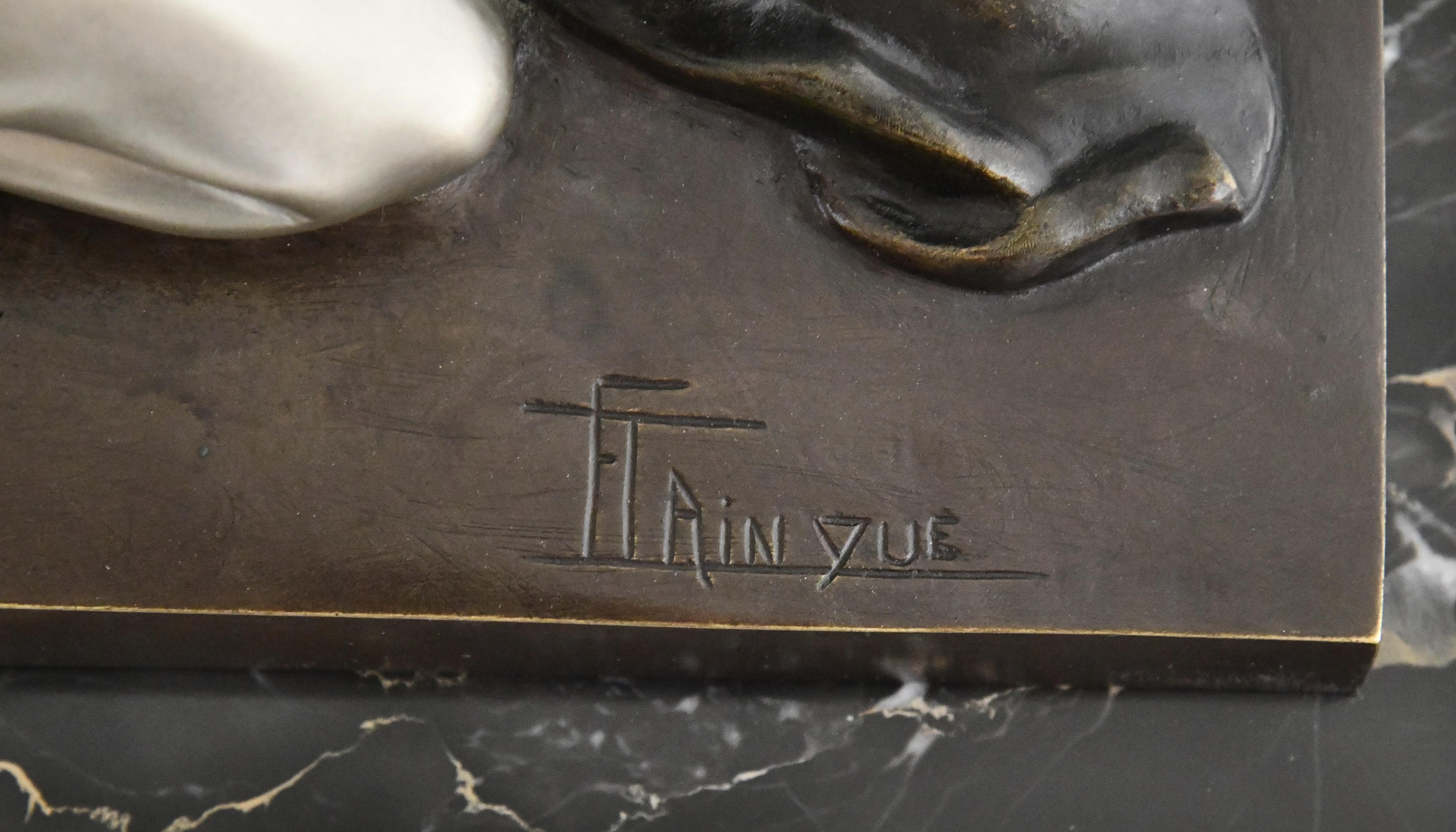Scultura in bronzo Art Déco Nudo con drappo F. Trinque, Francia, 1920 in vendita 3