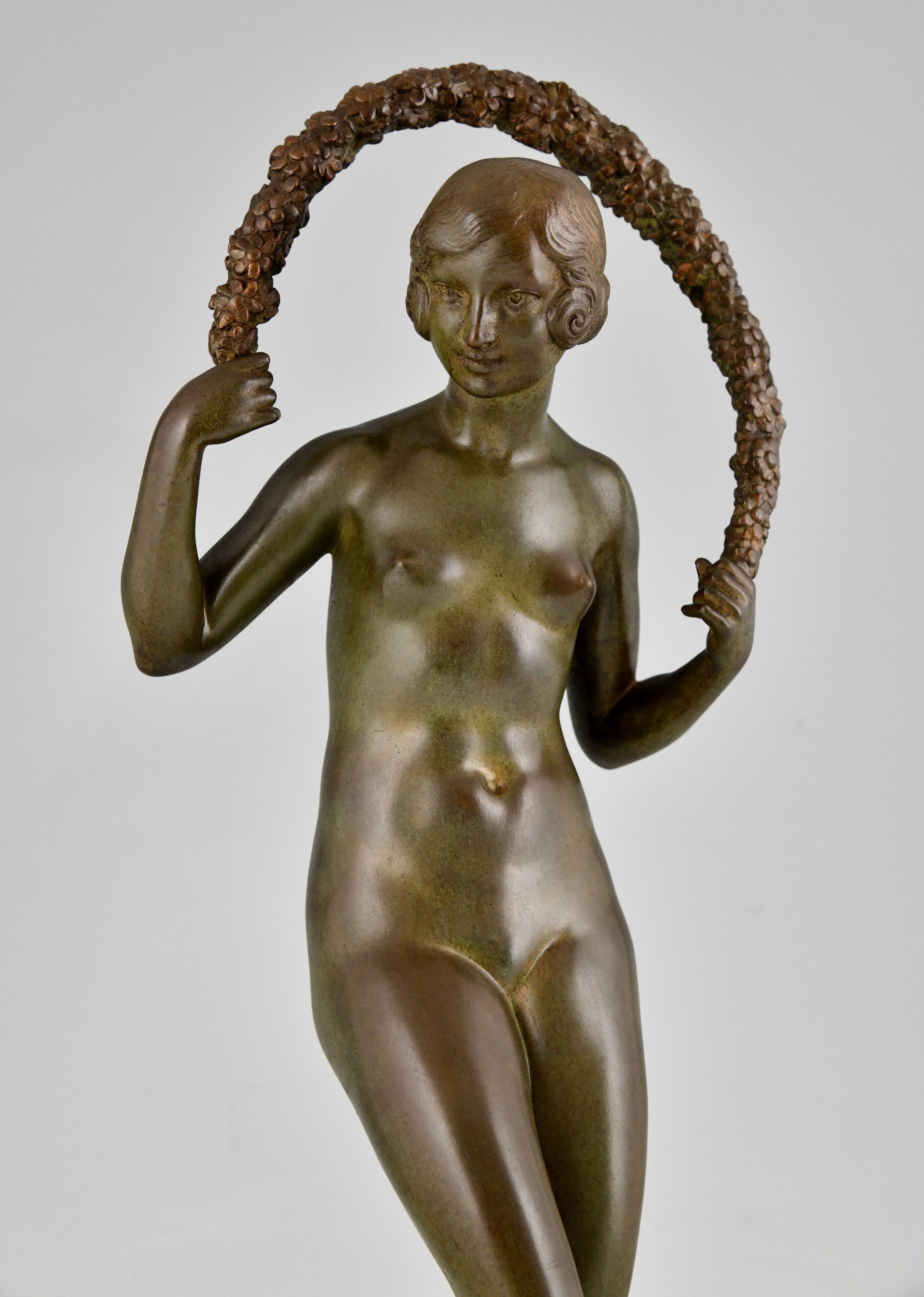 Art Deco Bronze Sculpture Nude with Garland by Joe Descomps Cormier 1925 For Sale 4