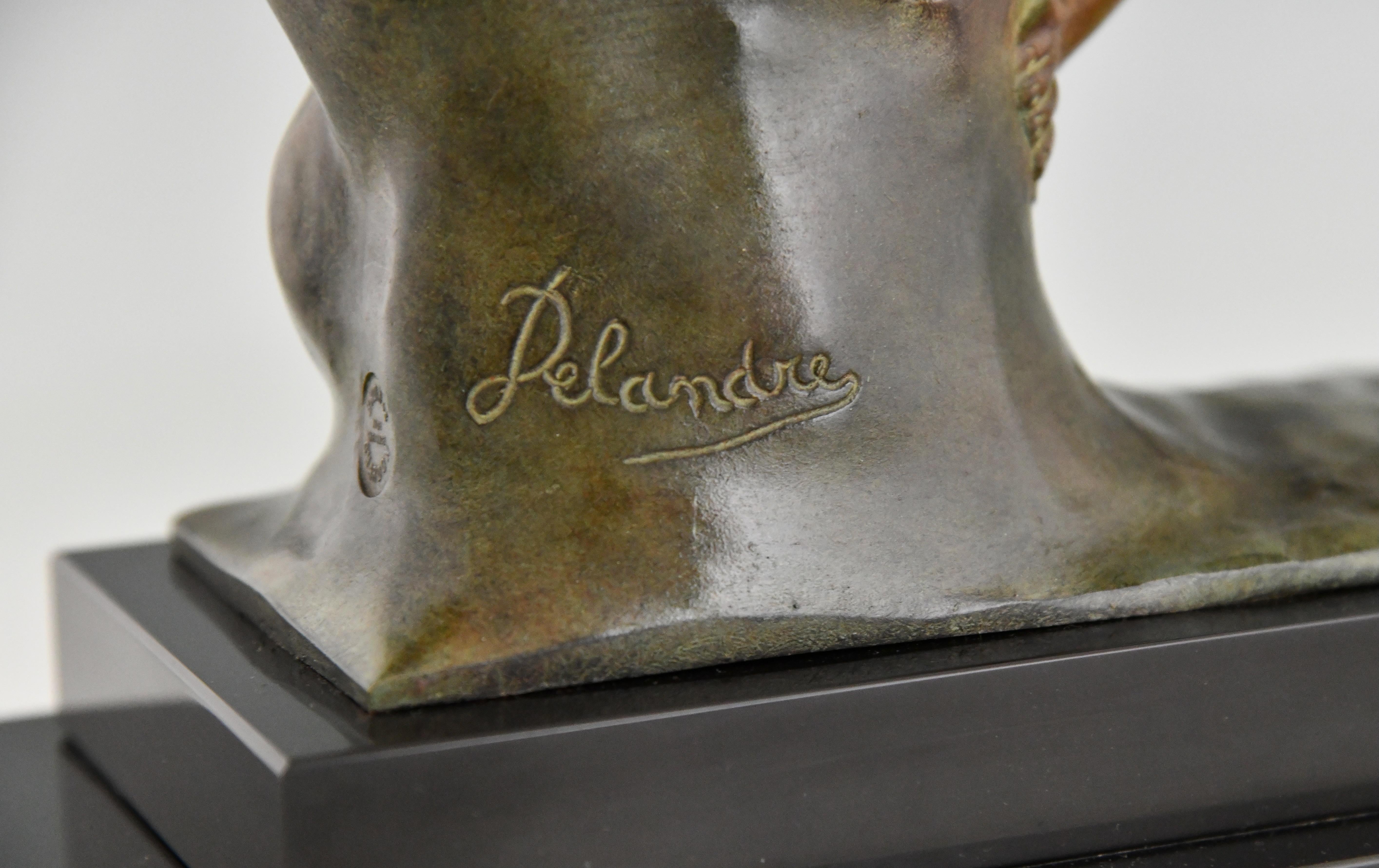 Scultura in bronzo Art Deco di 3 atleti ALLEGORIA DELLA VELOCITÀ di Robert Delandre in vendita 3