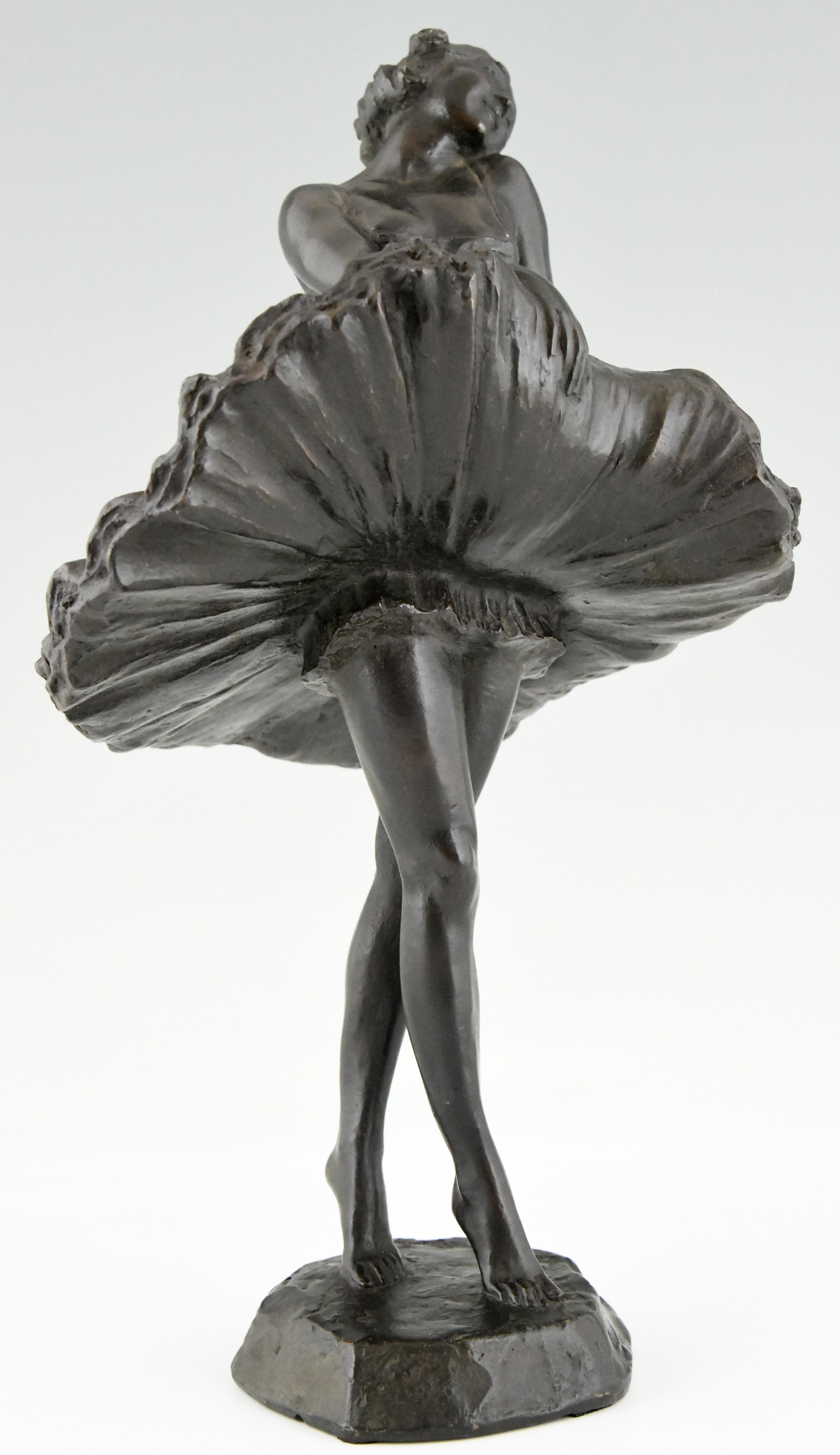 Art Deco Bronze Sculpture of a Ballerina Enrico Manfredo Di Palma-Falco  1930 2
