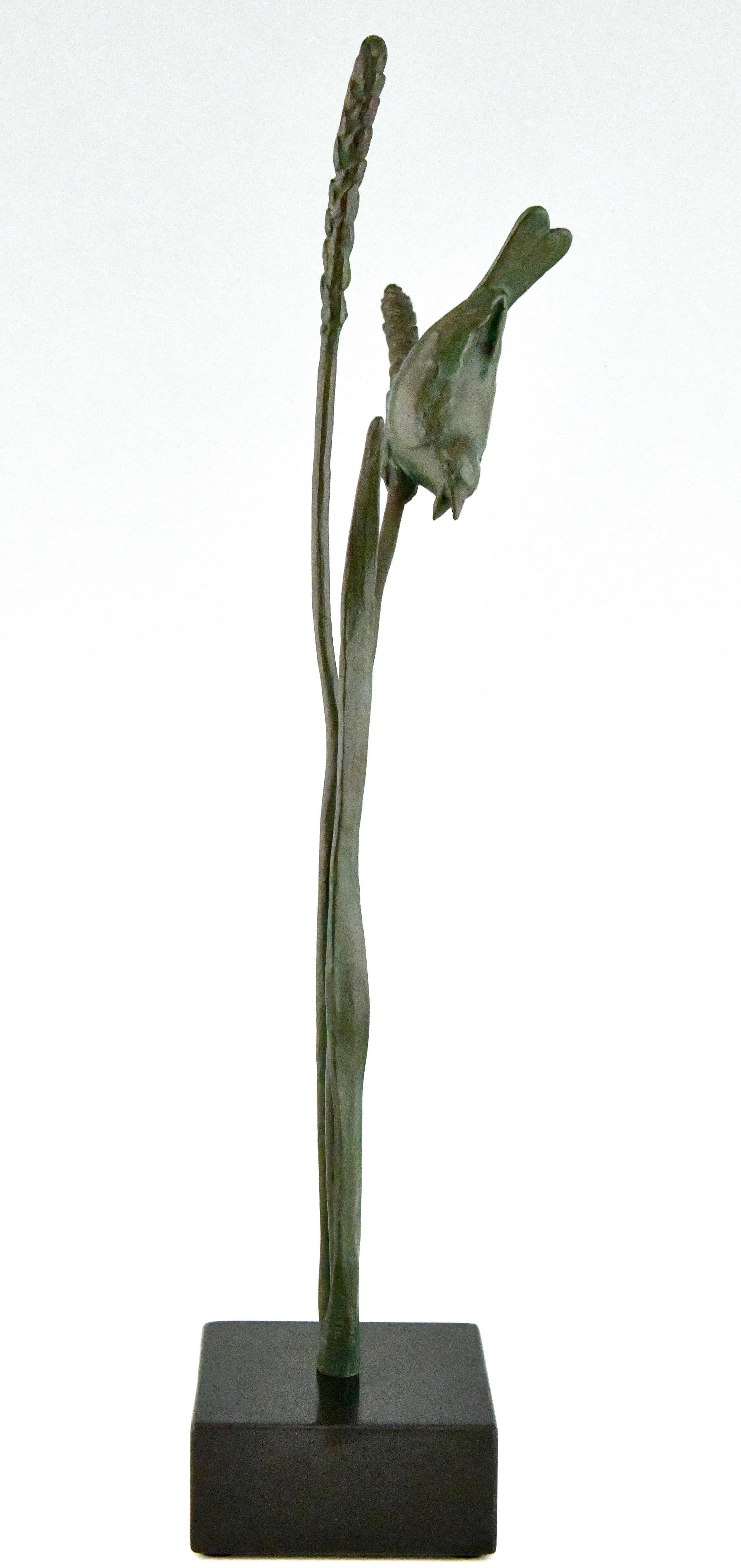 Bronze Art Deco bronze sculpture of a bird on a wheat stalk by Chattel, France 1930 For Sale