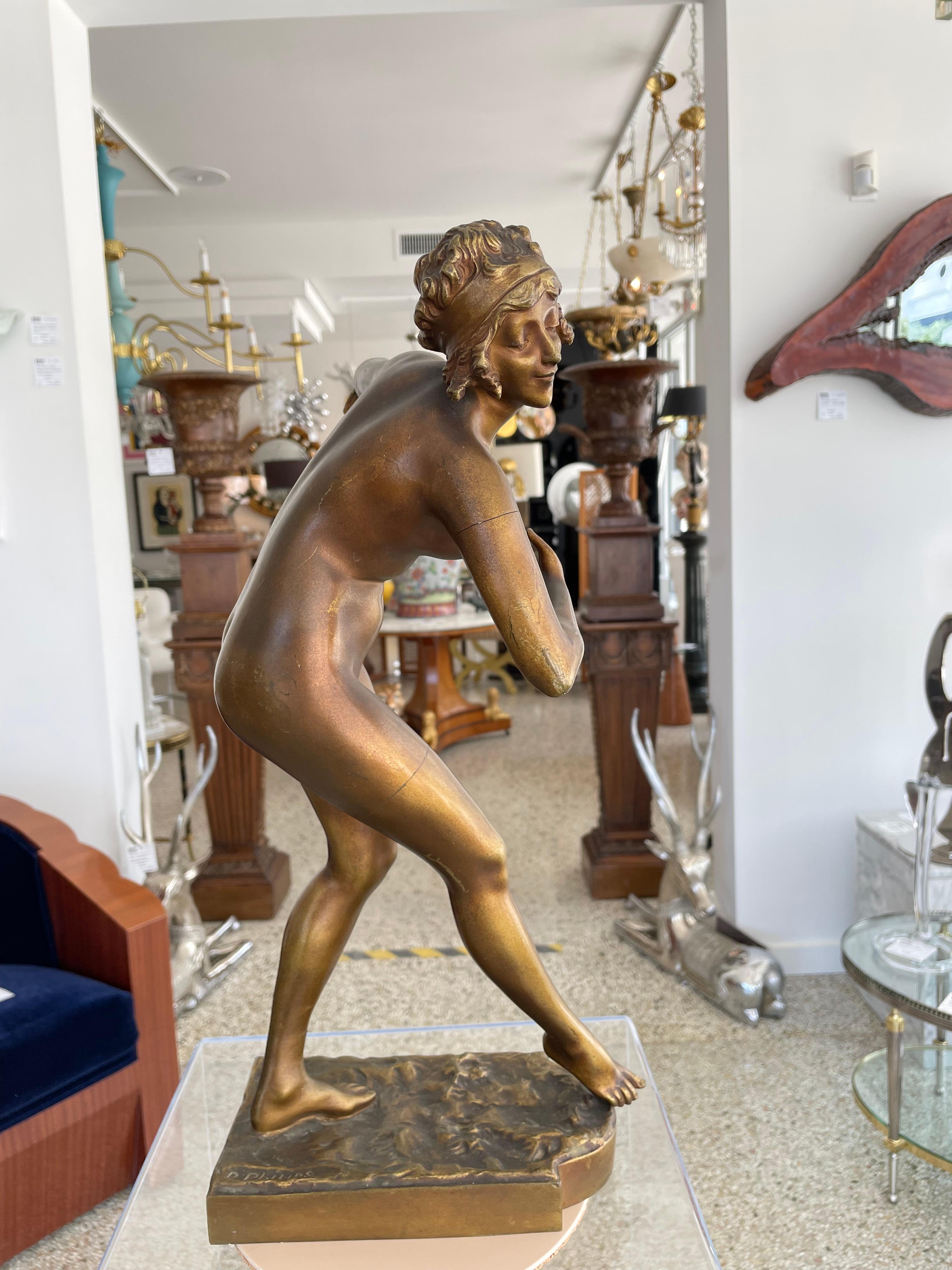 Bronze Sculpture en bronze Art déco d'une danseuse par P. Philips en vente
