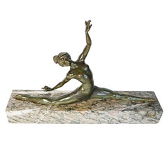 Sculpture en bronze Art déco d'une dame dansante par Morante, français, vers 1925