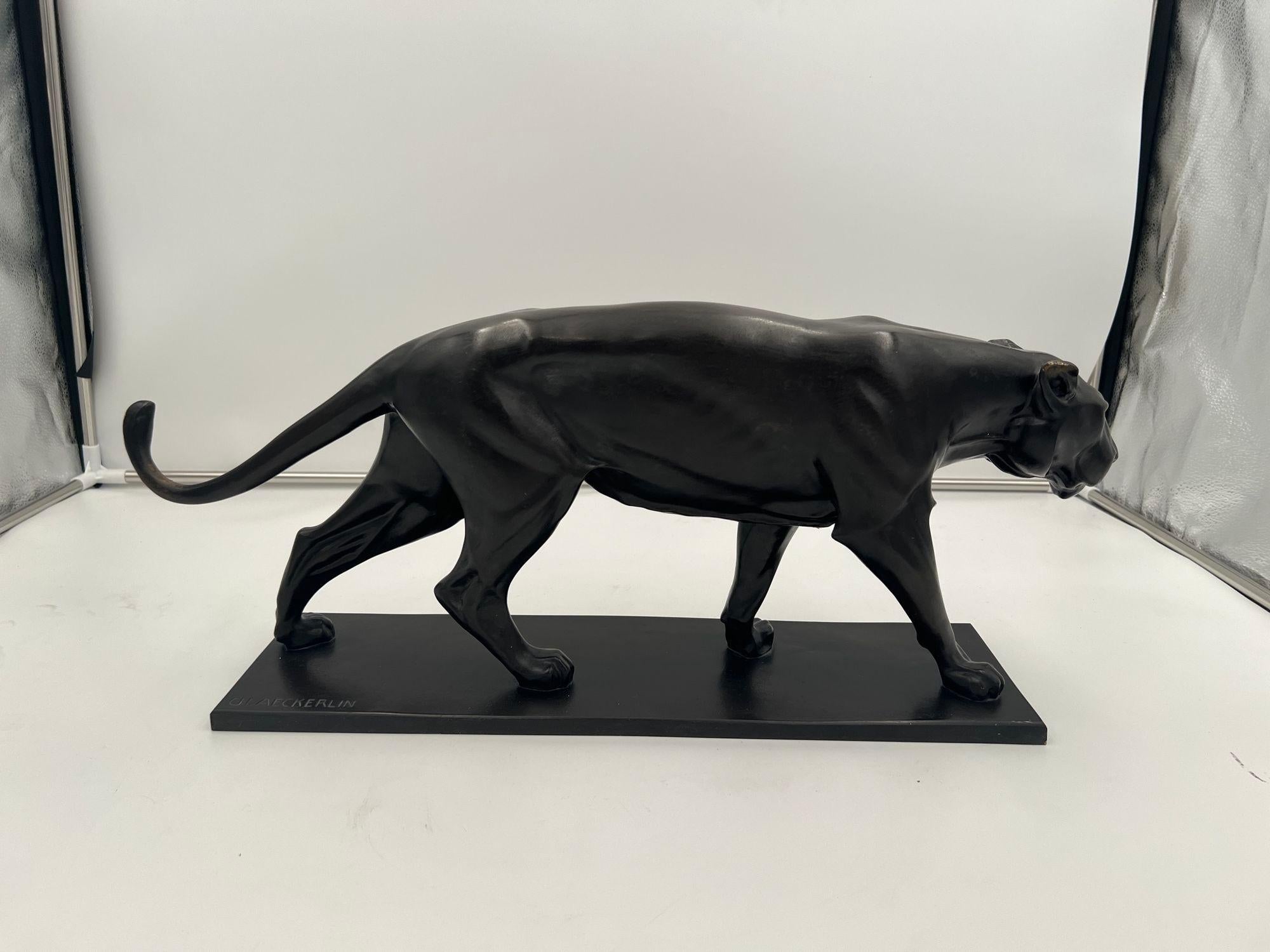 Art Deco Bronze Sculpture of a Lioness by Ch. Aeckerlin, Germany circa 1930 For Sale 7