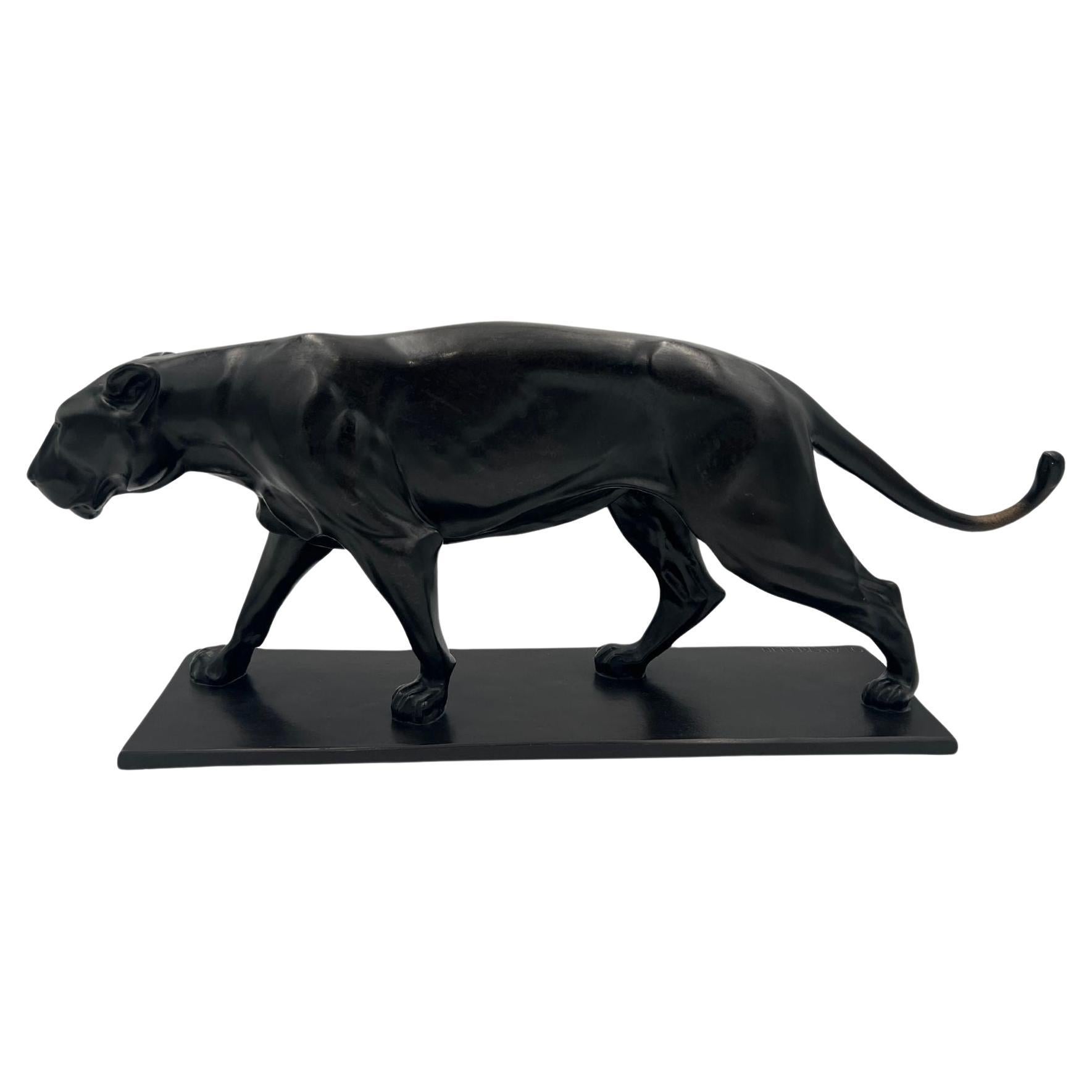 Art Deco Bronze Sculpture of a Lioness by Ch. Aeckerlin, Germany circa 1930