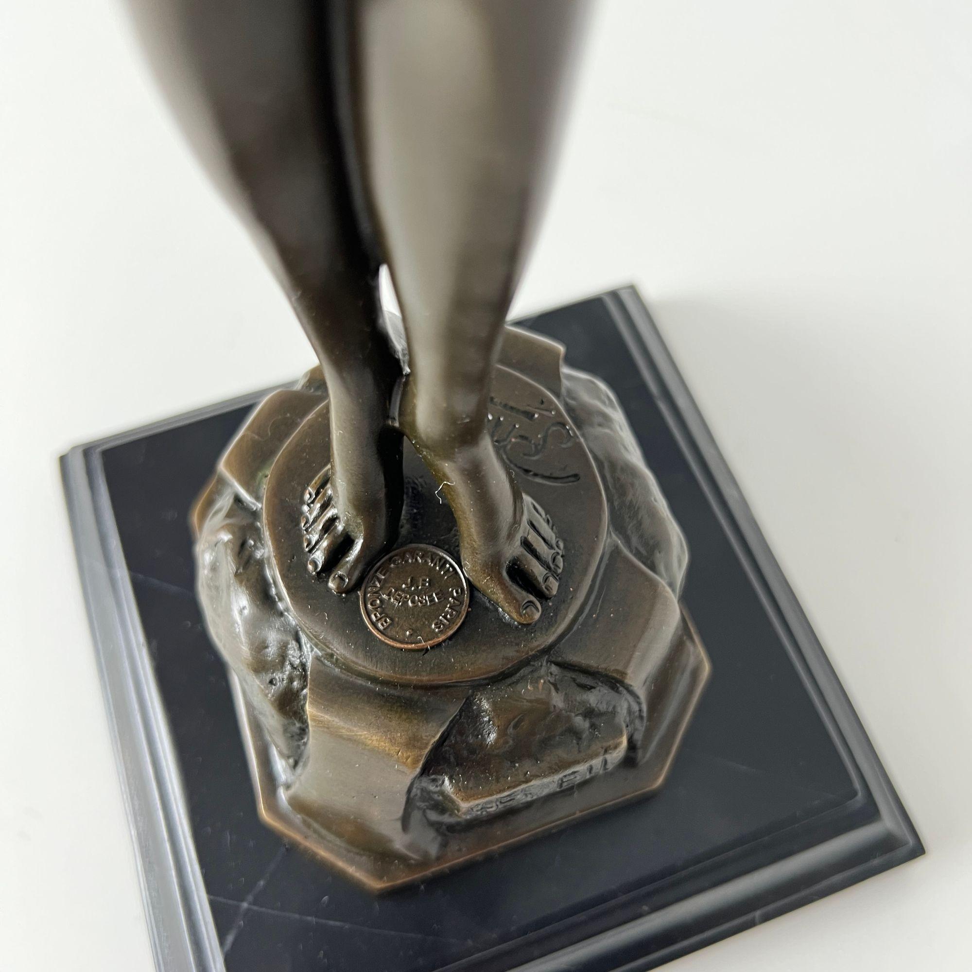 Art Deco Bronze Sculpture of a Naked Woman, Signed ‘Philips’, Paris, 20th C. For Sale 4
