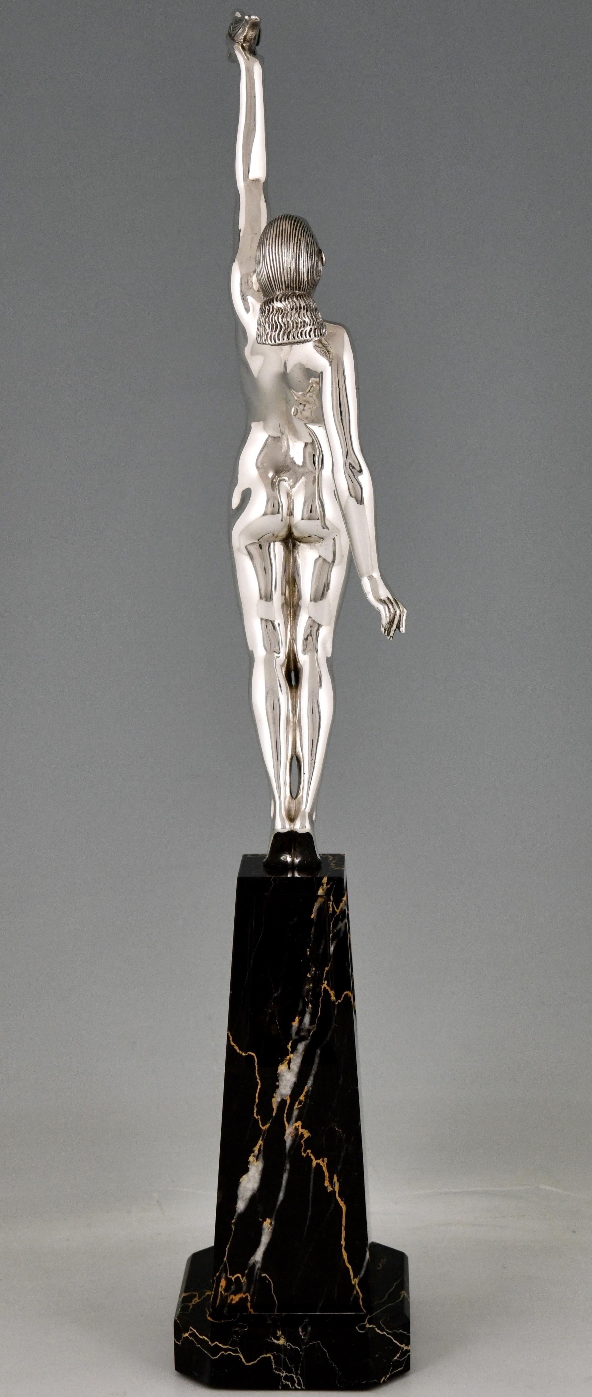 Art Deco Bronze Sculpture of a Nude with Dove, Message of Love by P. Le Faguays In Good Condition In Antwerp, BE