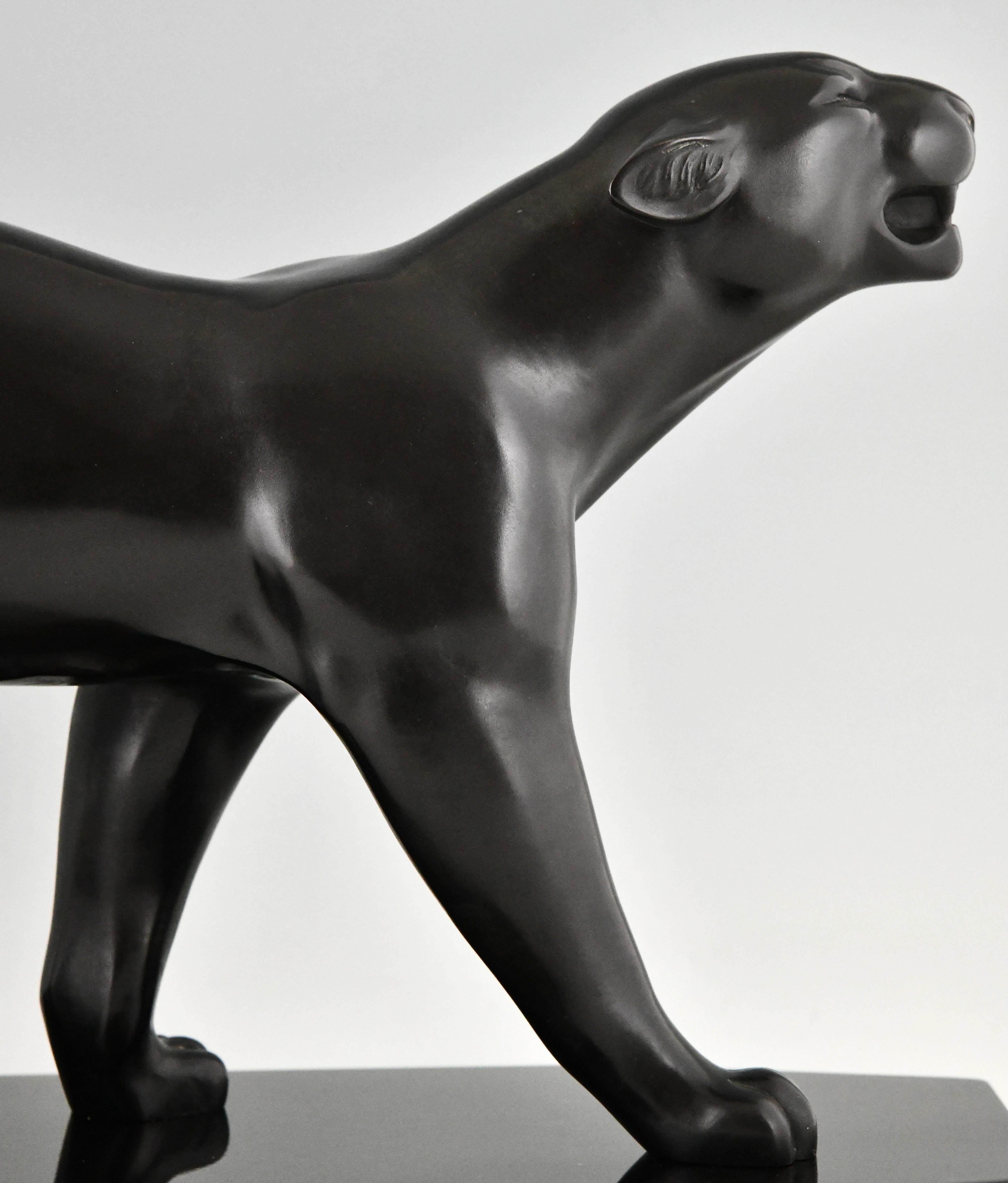 Scultura in bronzo Art Deco di una pantera di Bracquemond & Etling Paris 1930 in vendita 1