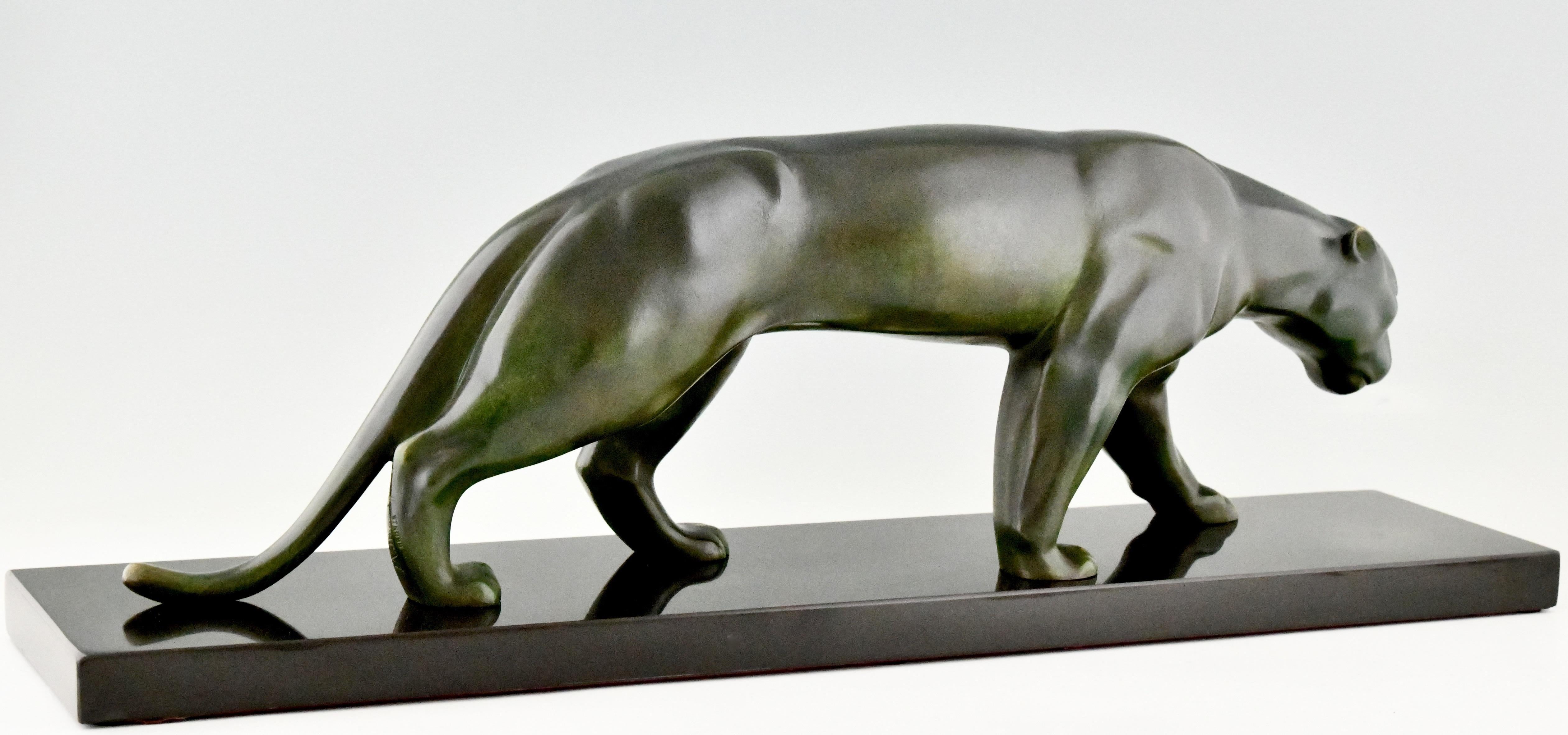 Art Deco Bronze Sculpture of a Panther by Matthias Gonzales, France, 1930 In Good Condition In Antwerp, BE