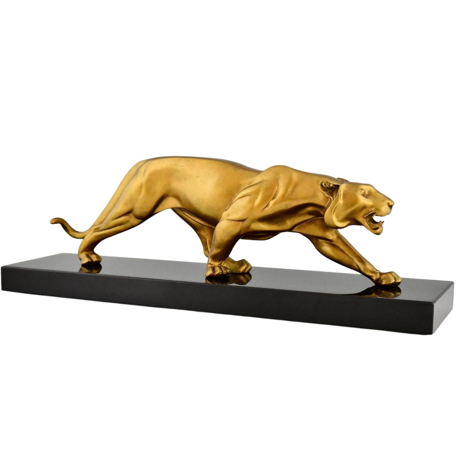 Art Deco bronze sculpture of a panther signed Rulas. 
Bronze gold patina, on a Belgian Black base. 
Signed and marked Bronze. 
Ca. 1930