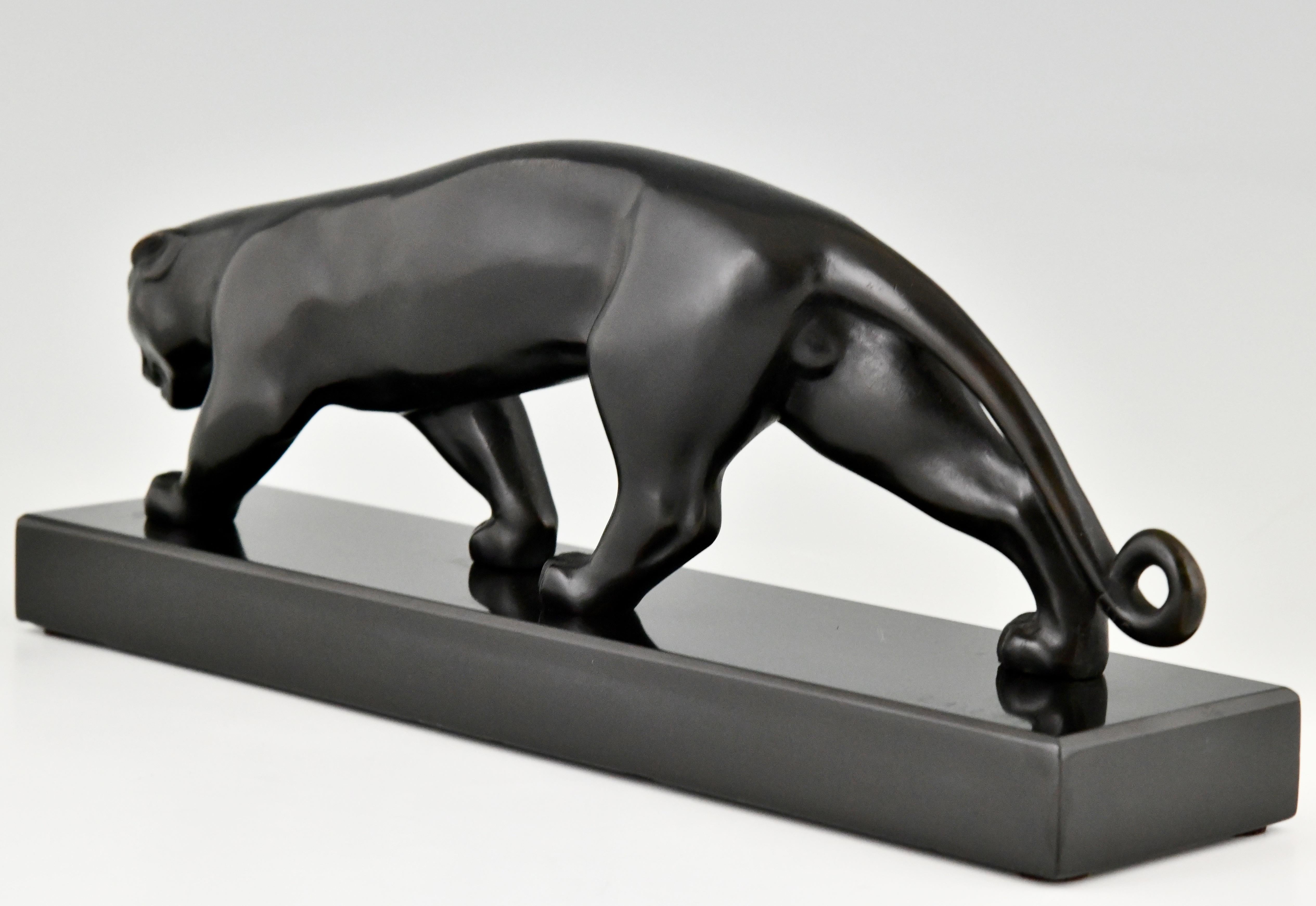 Art Deco Bronze Sculpture of a Panther Lucien Alliot, France, 1925 1