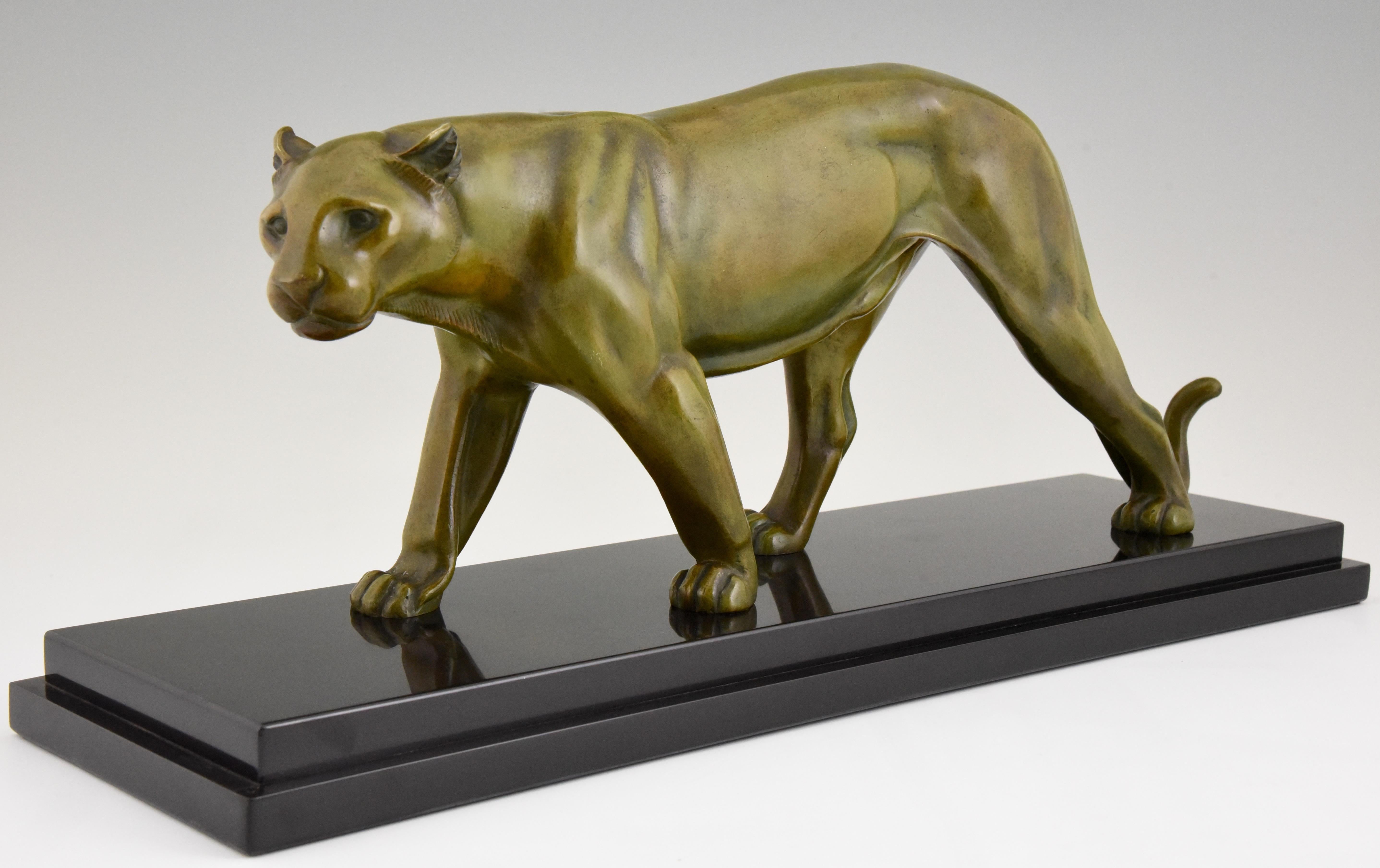 French Art Deco Bronze Sculpture of a Panther M. Leducq, France, 1930