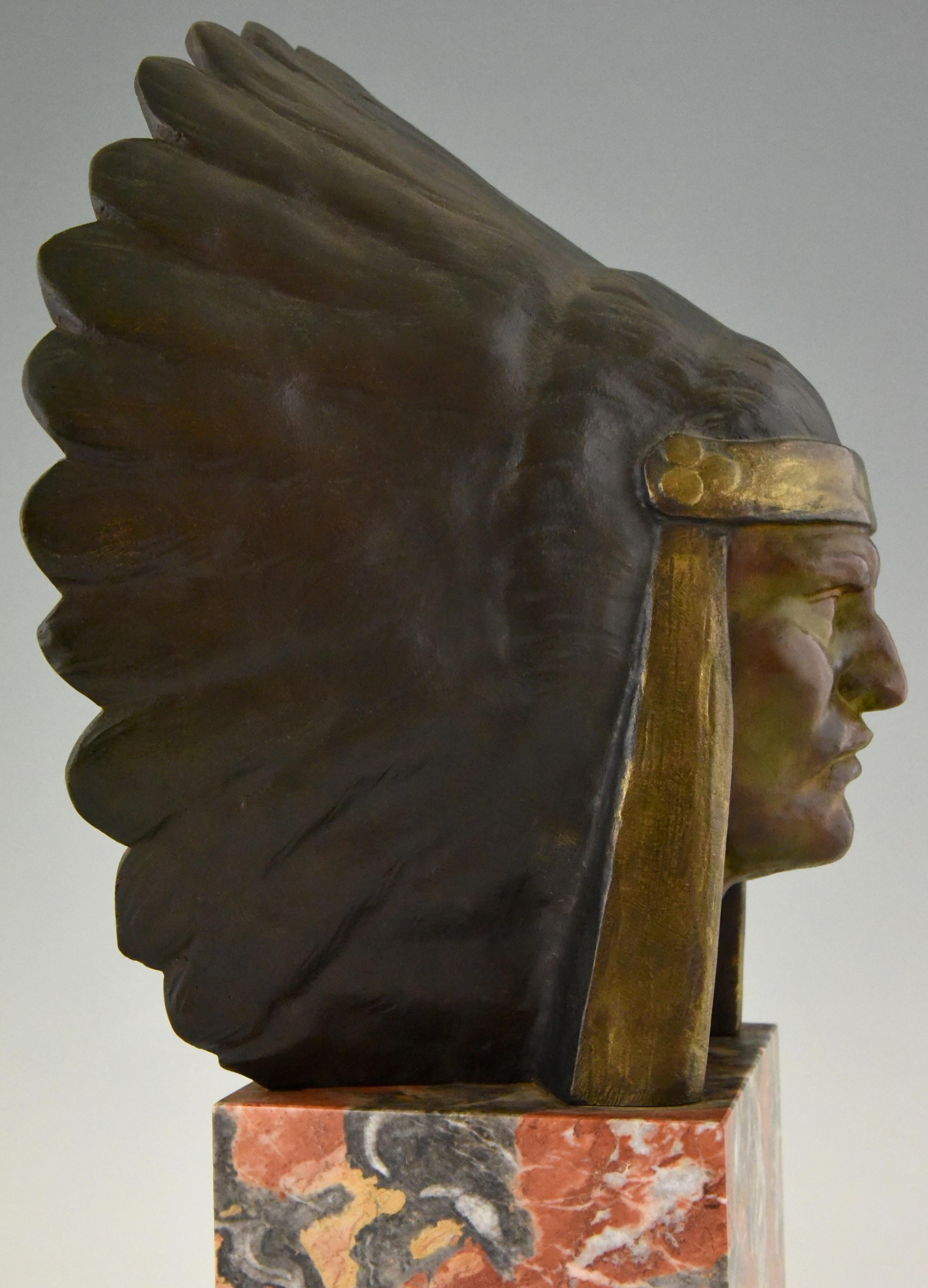 Art Deco Bronze Sculpture of an Indian with Headdress Georges Garreau, 1930 5