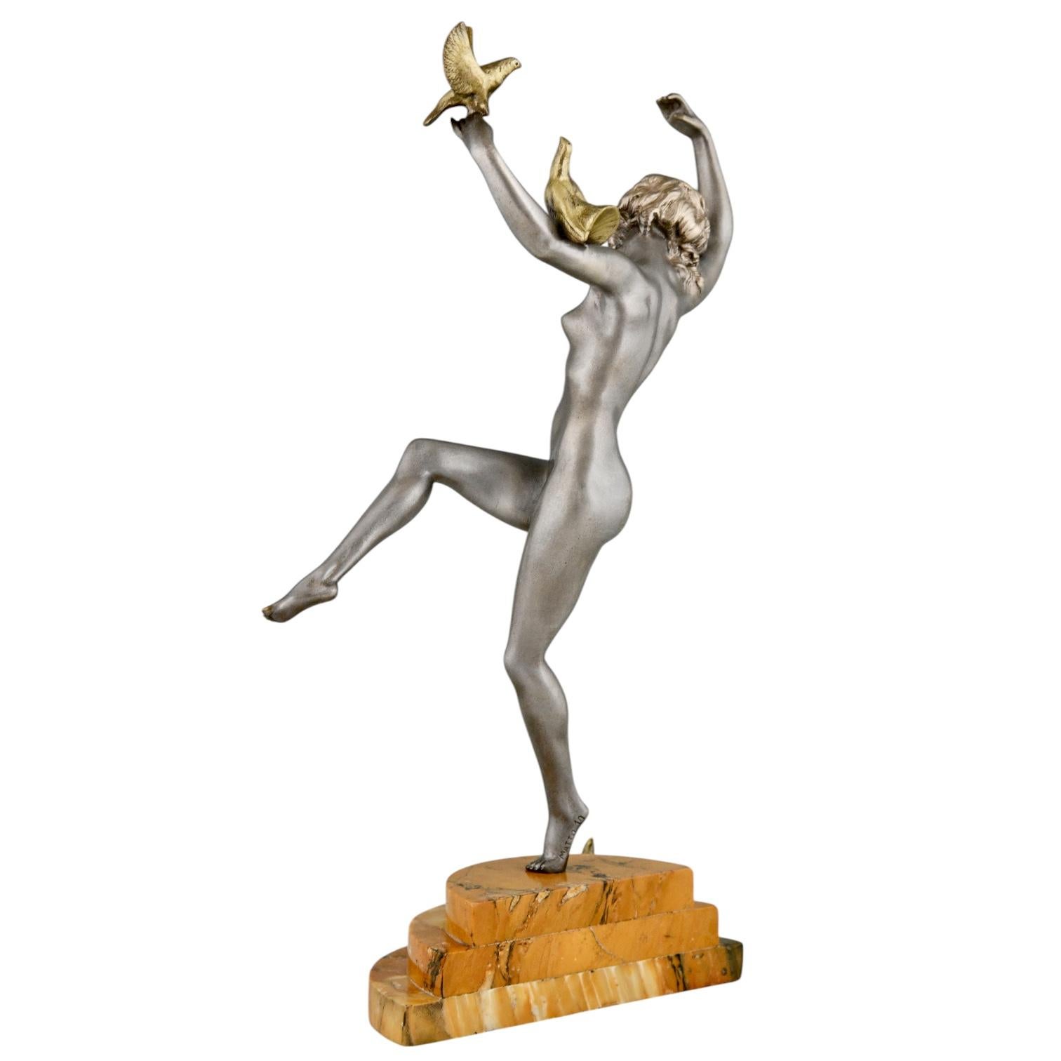 Art Deco Bronze Sculpture of Dancing Nude with Birds by Marcel Bouraine 1930 In Good Condition For Sale In Antwerp, BE