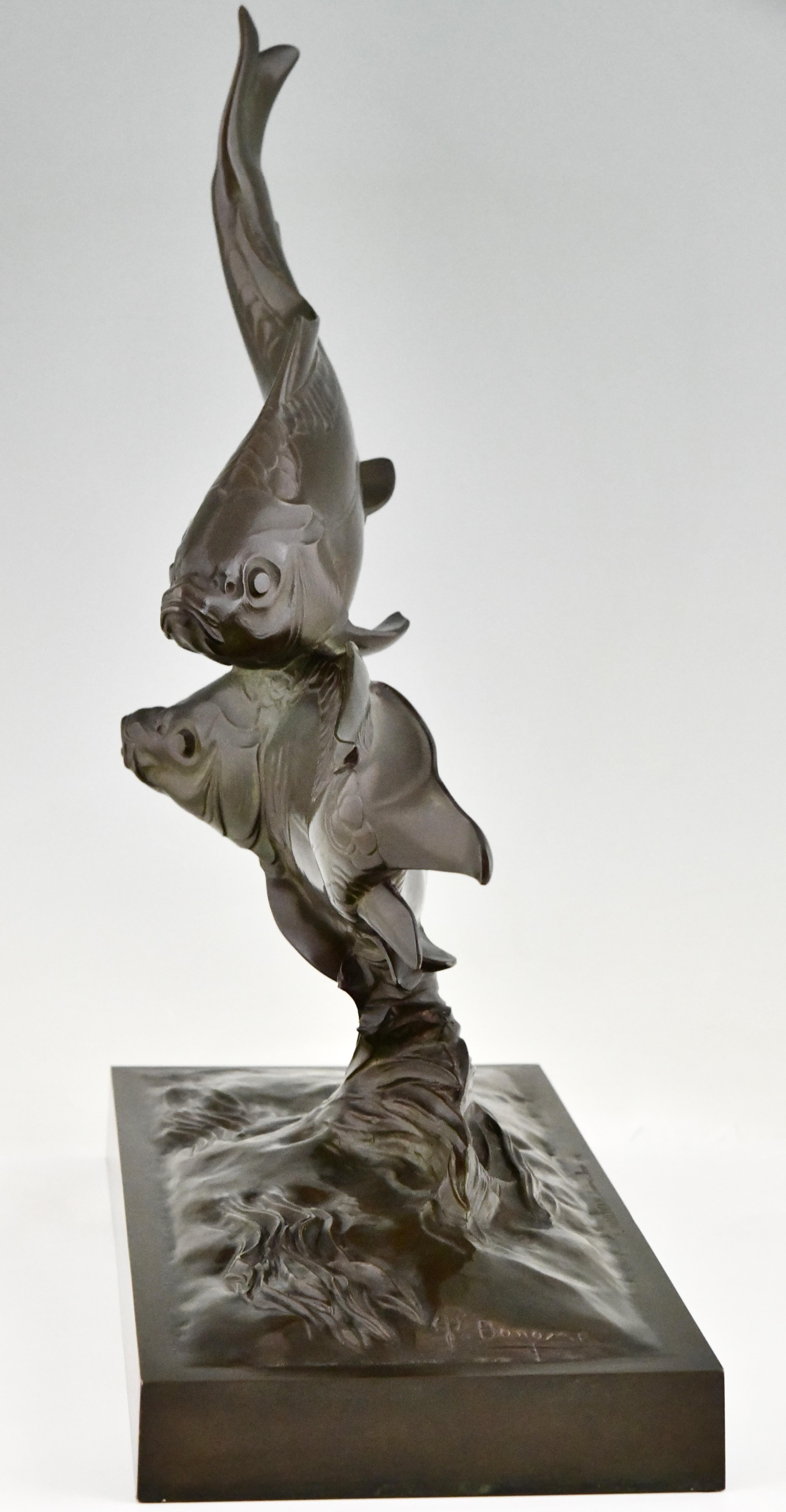 Art Deco Bronze Sculpture of Two Carp Fish by Santiago Bonome, Spain, 1930 For Sale 2