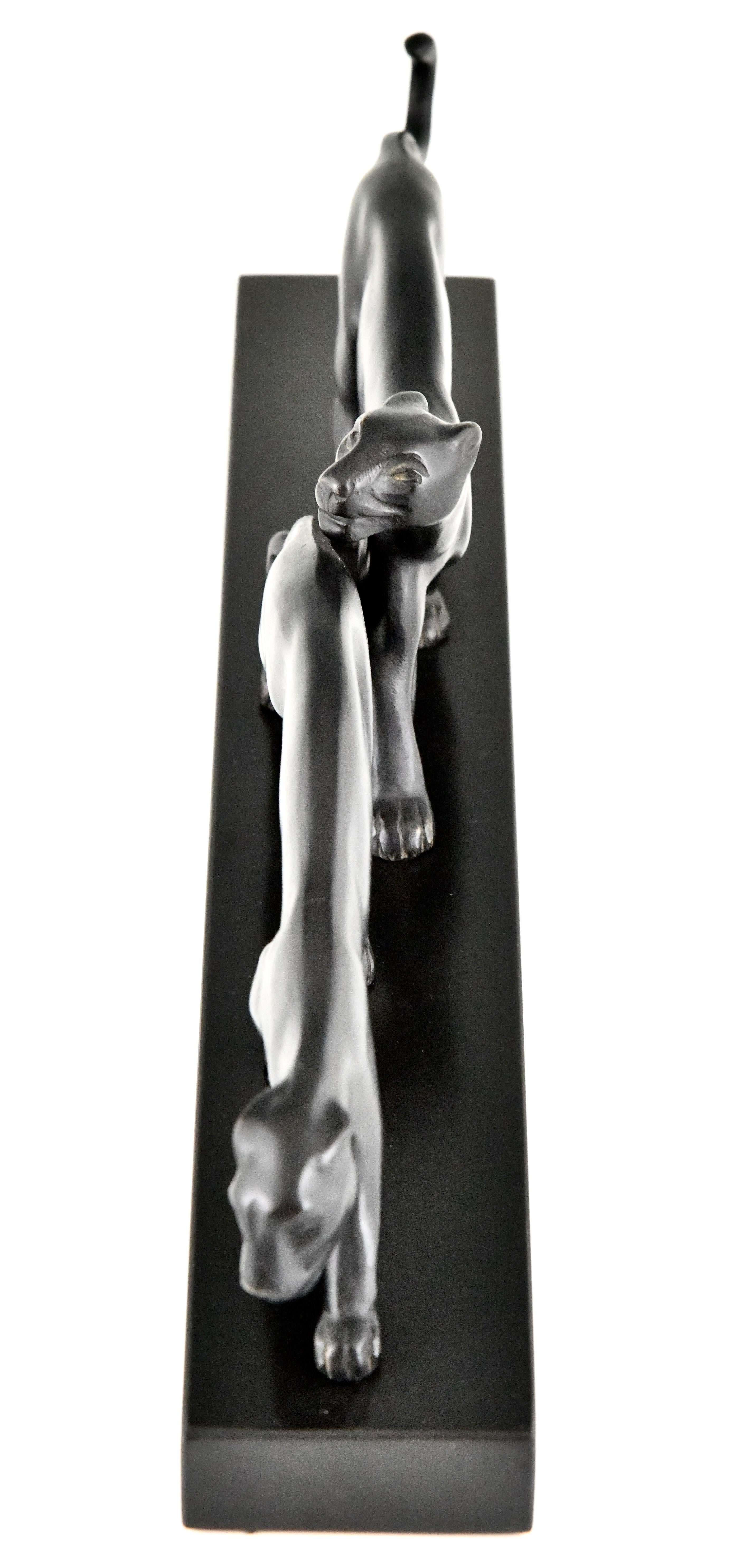 Art déco Sculpture en bronze Art Déco de deux panthères par Lucien Alliot, France, 1930