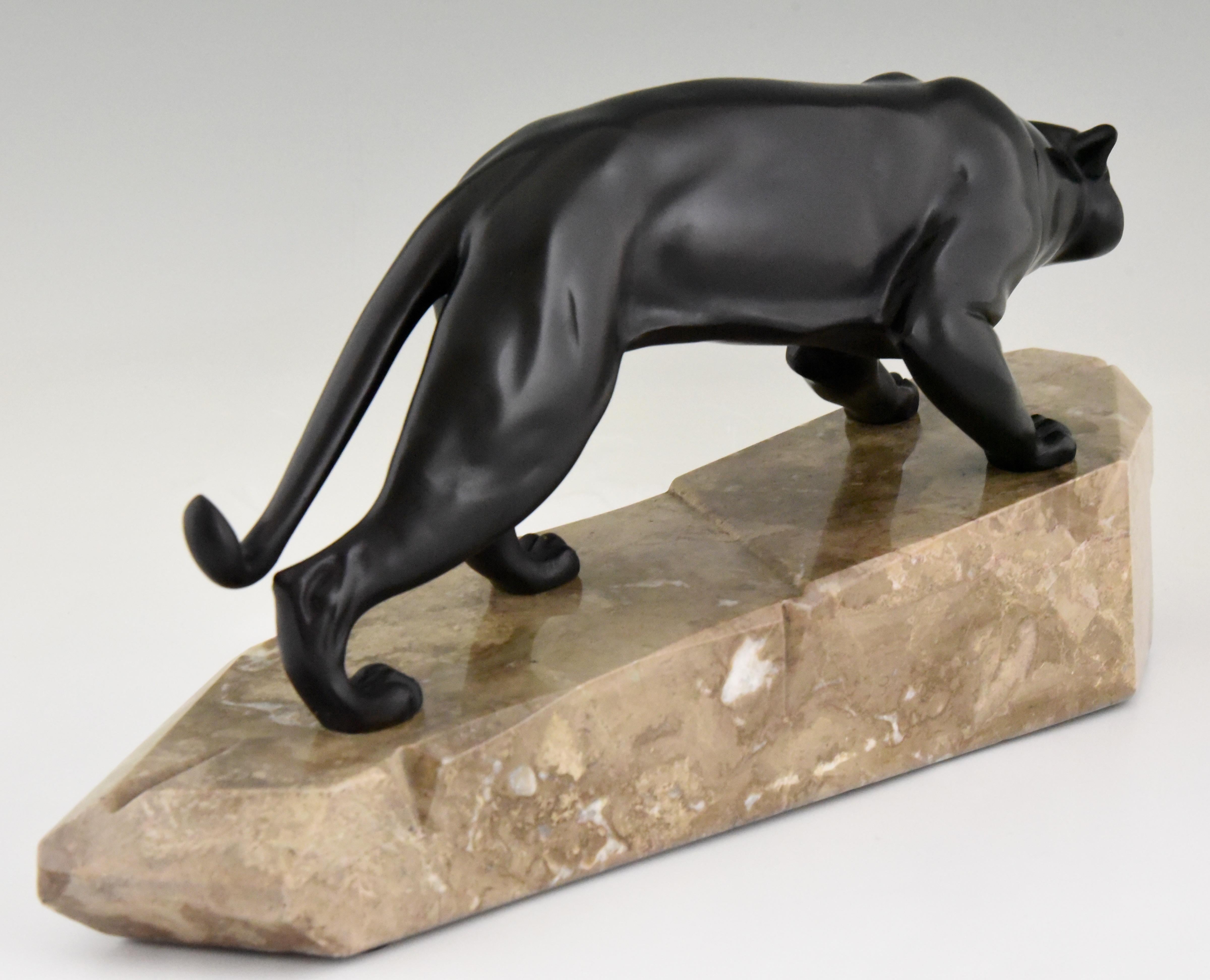 20th Century Art Deco Bronze Sculpture Panther by J. Brault, France, 1930