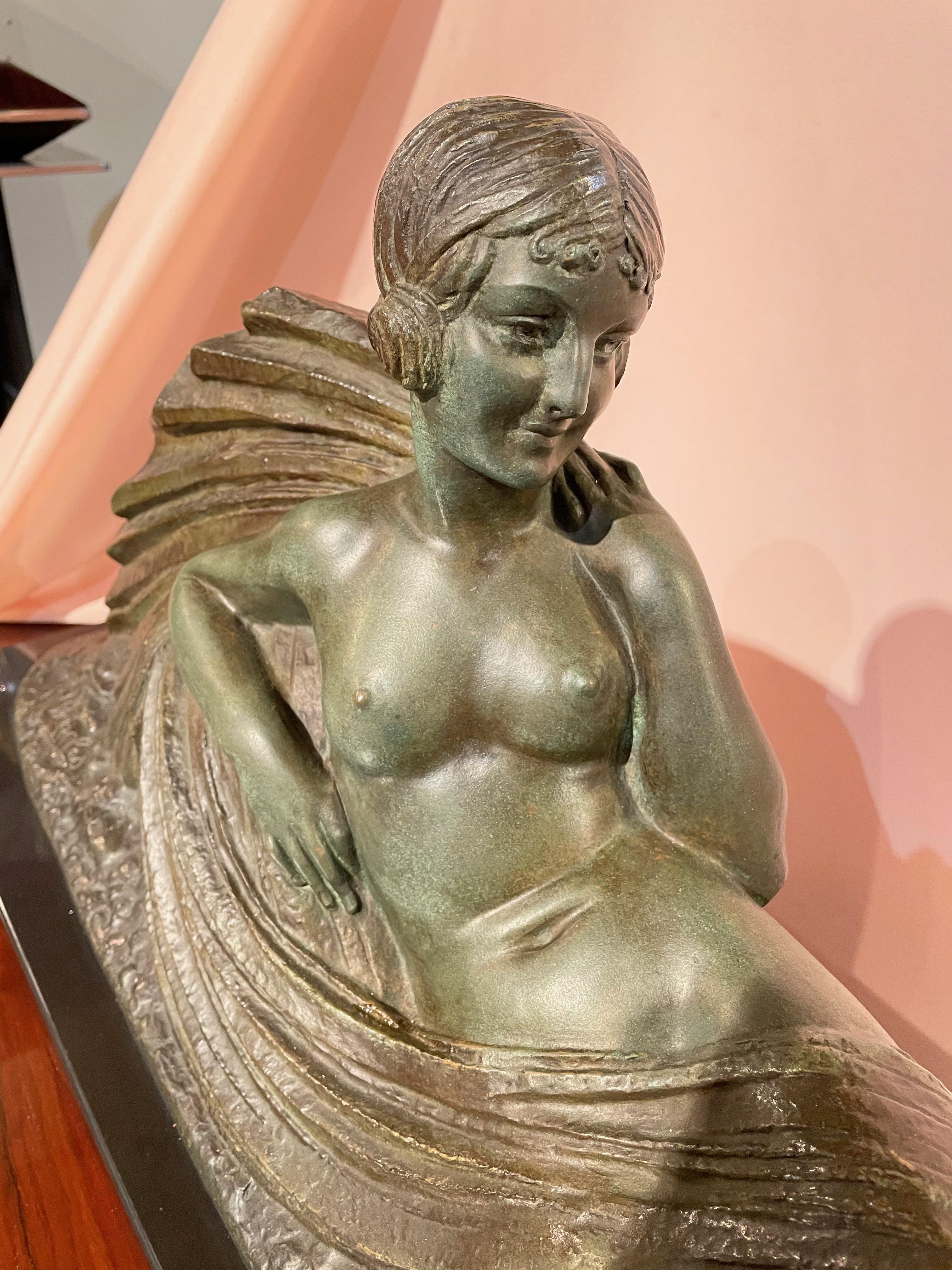 Art Deco Bronze Sculpture Reclining Woman by Darcles For Sale 5