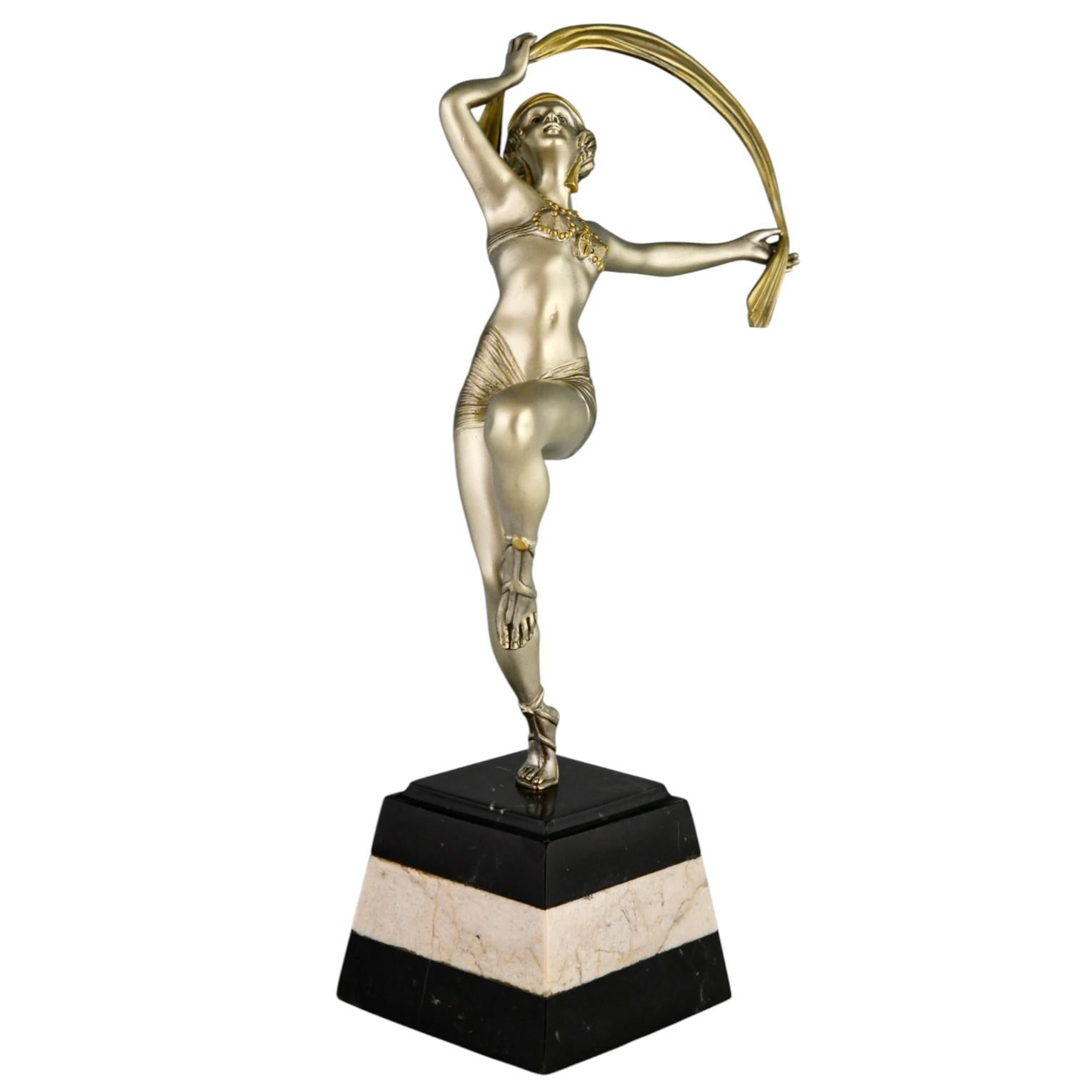 Escultura Art Déco de bronce Bailarina con bufanda de R. Varnier 1925 Art Decó en venta