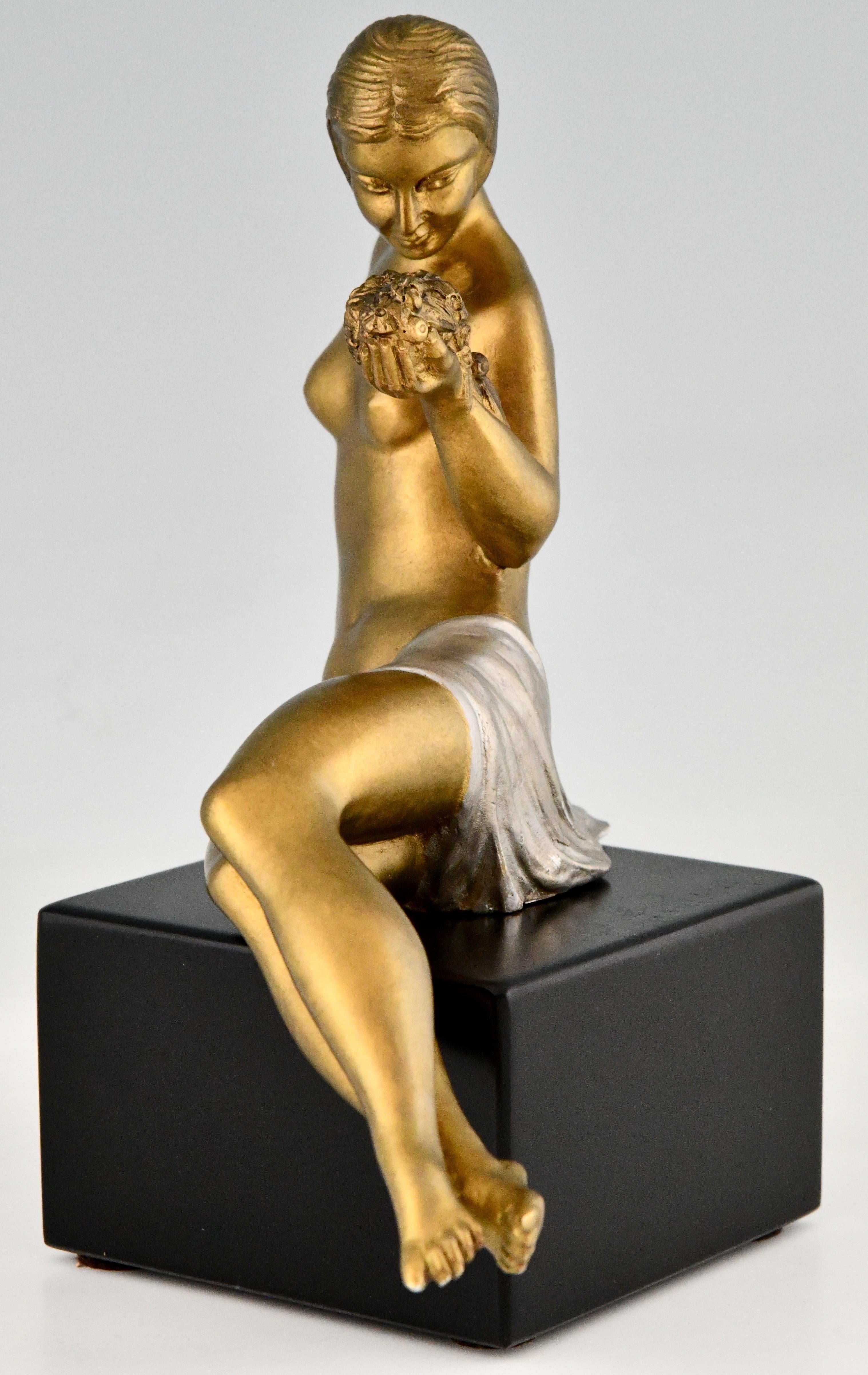 Art Deco Bronze Sculpture Seated Nude with Flowers Joseph Gauthier, France, 1930 3