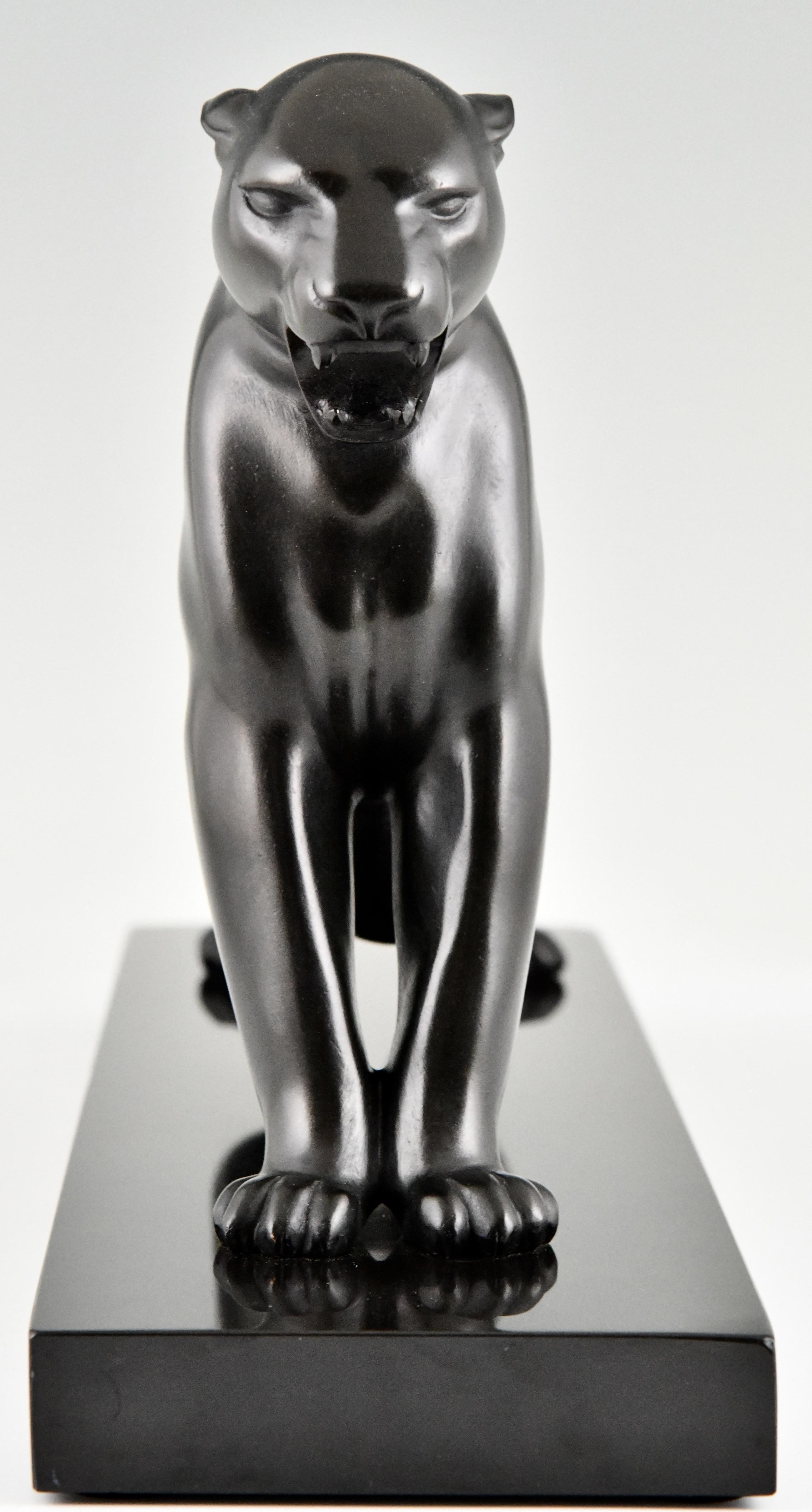 Art Deco Bronze Sculpture Stretching Panther by Emile Louis Bracquemond 1925 In Good Condition In Antwerp, BE