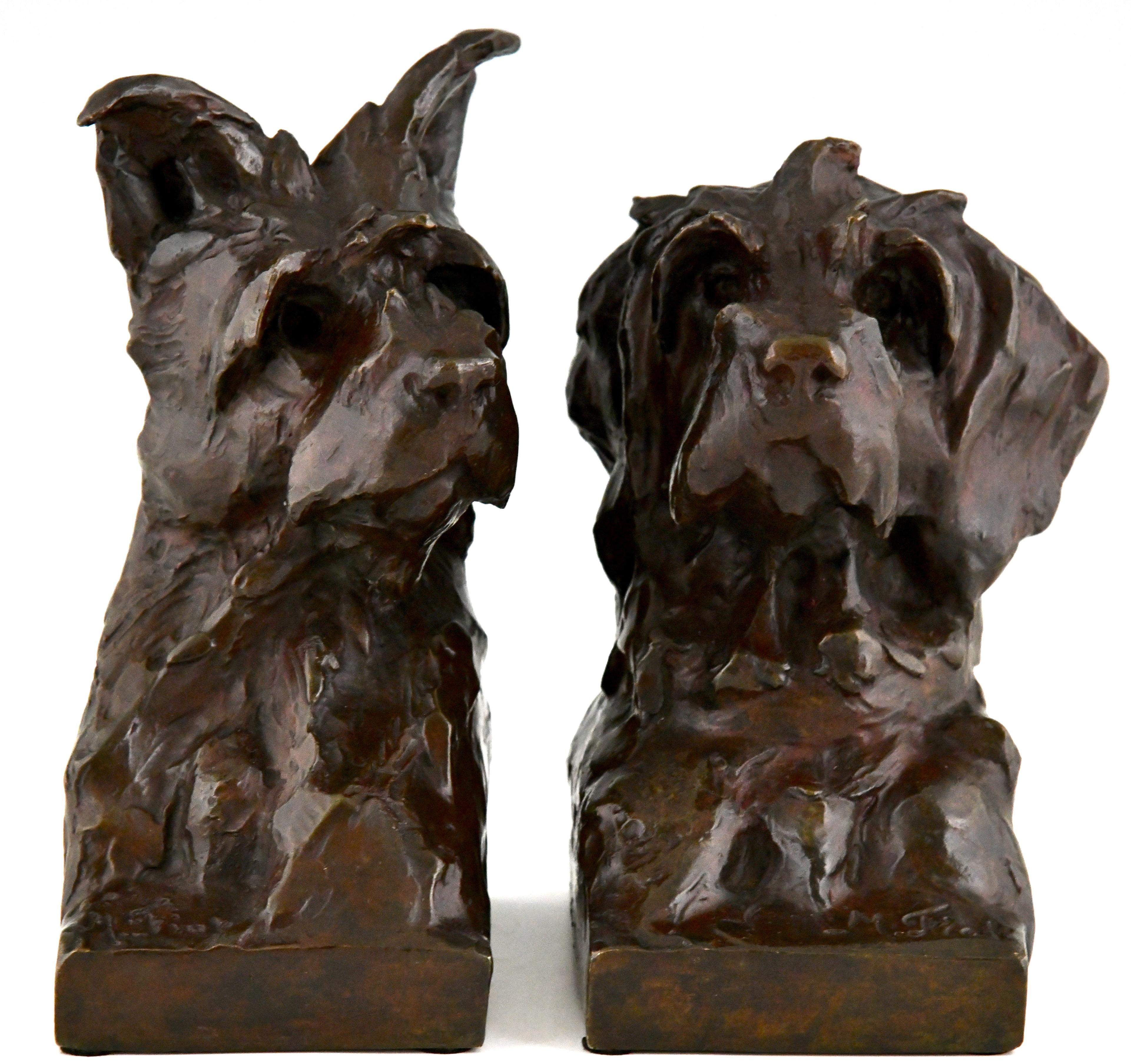 bronze dog bookends