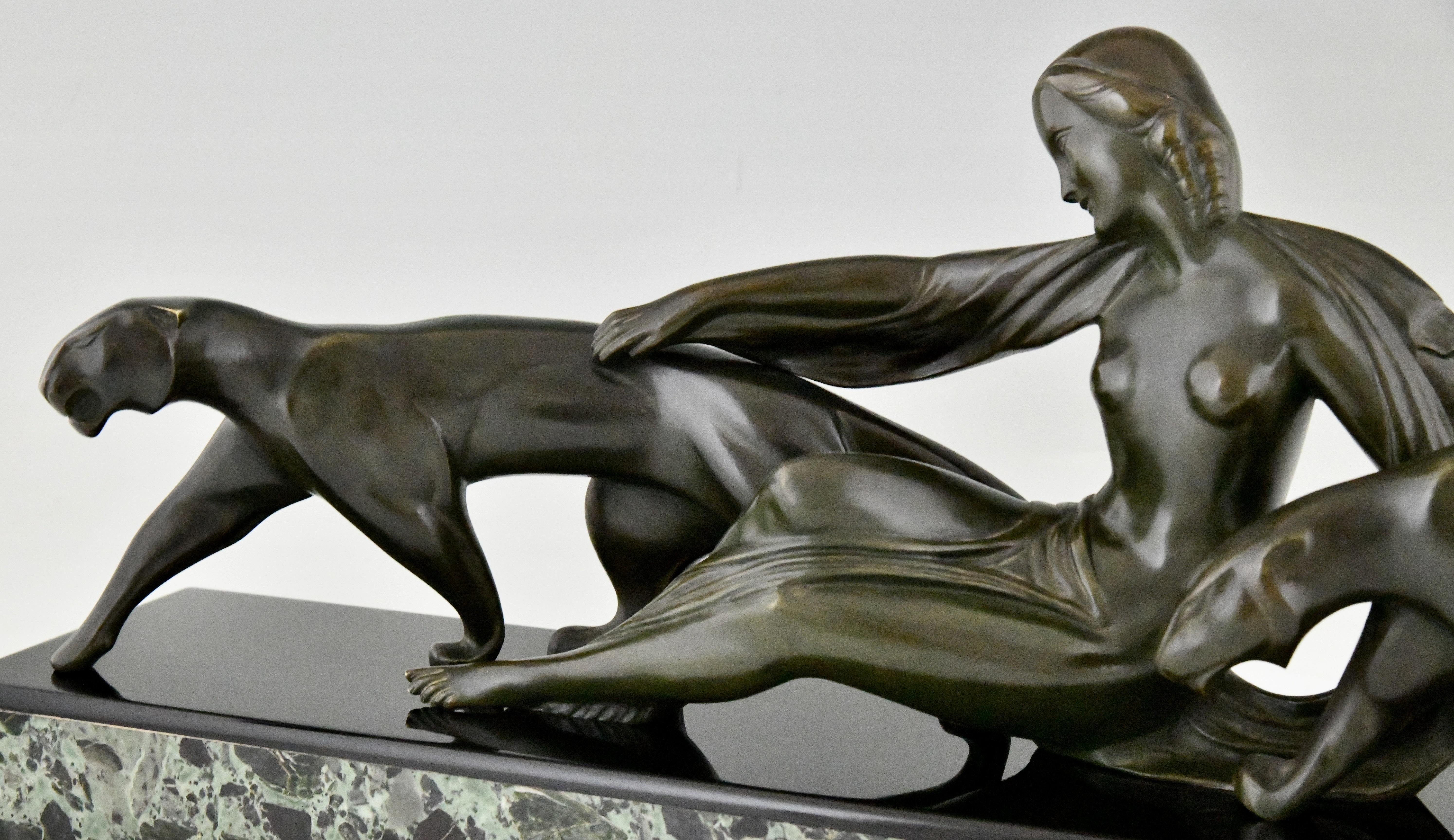 Art Deco bronze sculpture woman with panthers signed by Michel Decoux 1920 For Sale 2