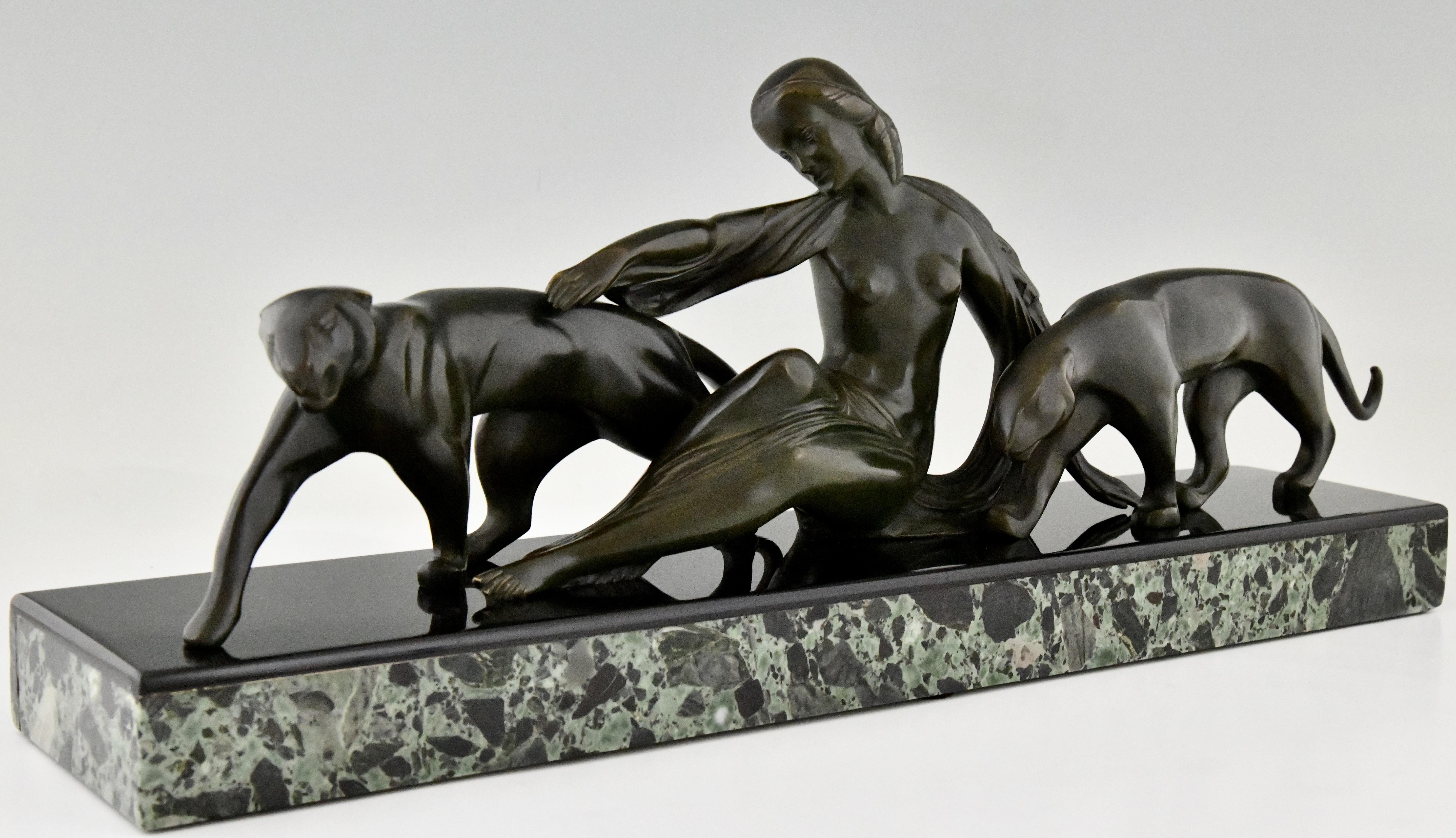French Art Deco bronze sculpture woman with panthers signed by Michel Decoux 1920 For Sale