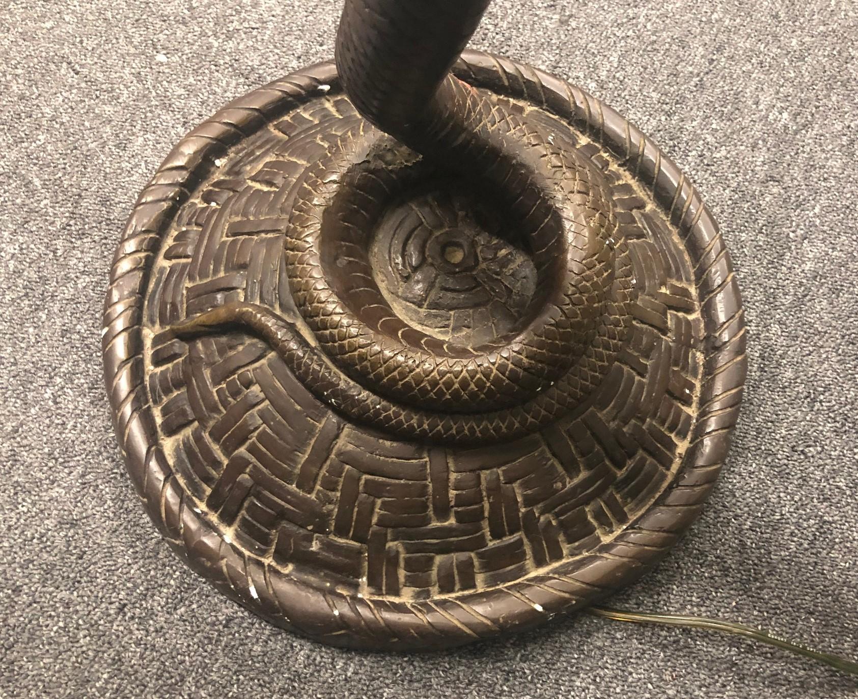 Art Deco Bronze Snake Floor Lamp in the Style of Edgar Brandt In Good Condition In San Diego, CA