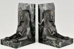Serre-livres Art Déco en sphynx de bronze C. Charles sur socle en marbre, France 1930